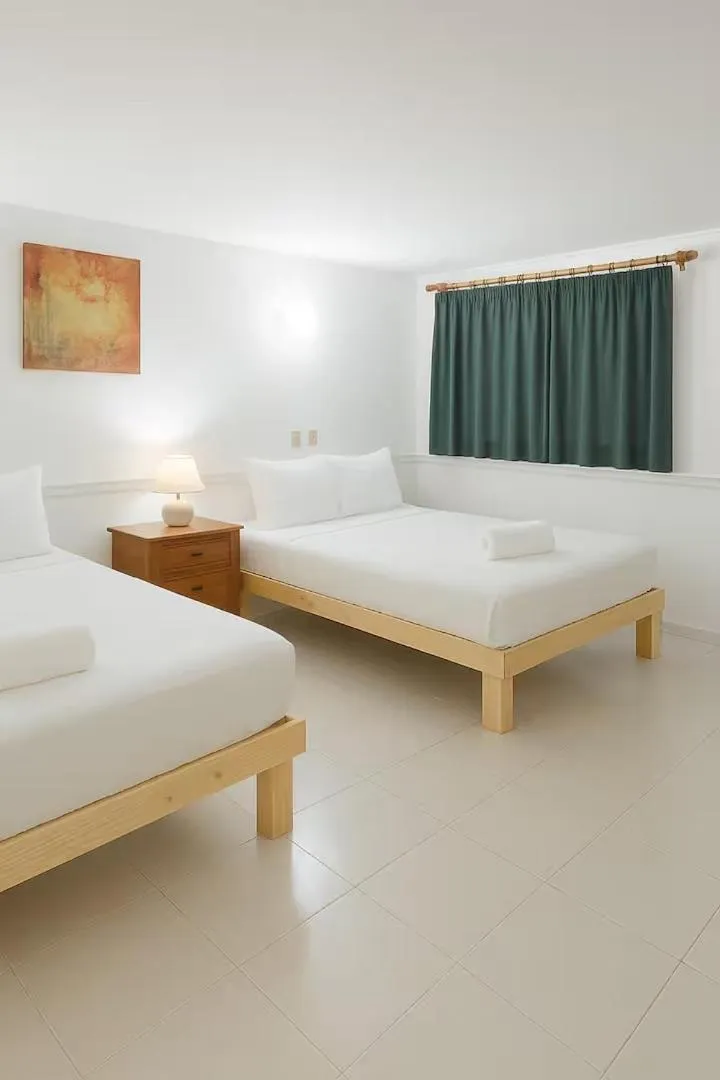 Hotel Vista Caribe 5ta Av a 5 Pasos de la Playa