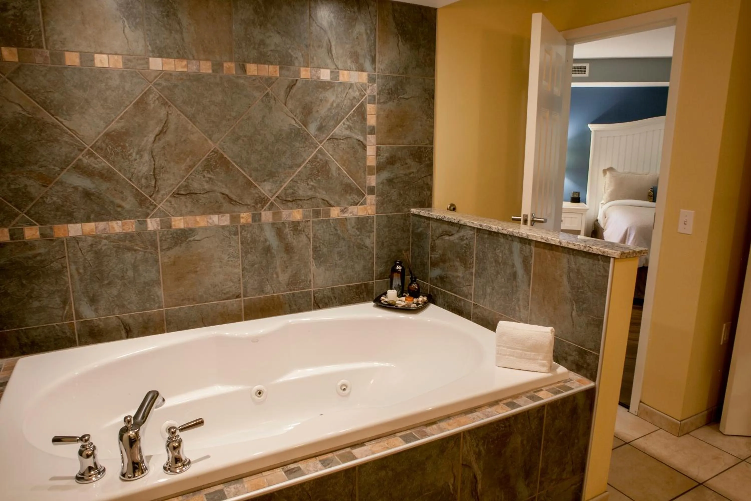 Bathroom in Watkins Glen Harbor Hotel