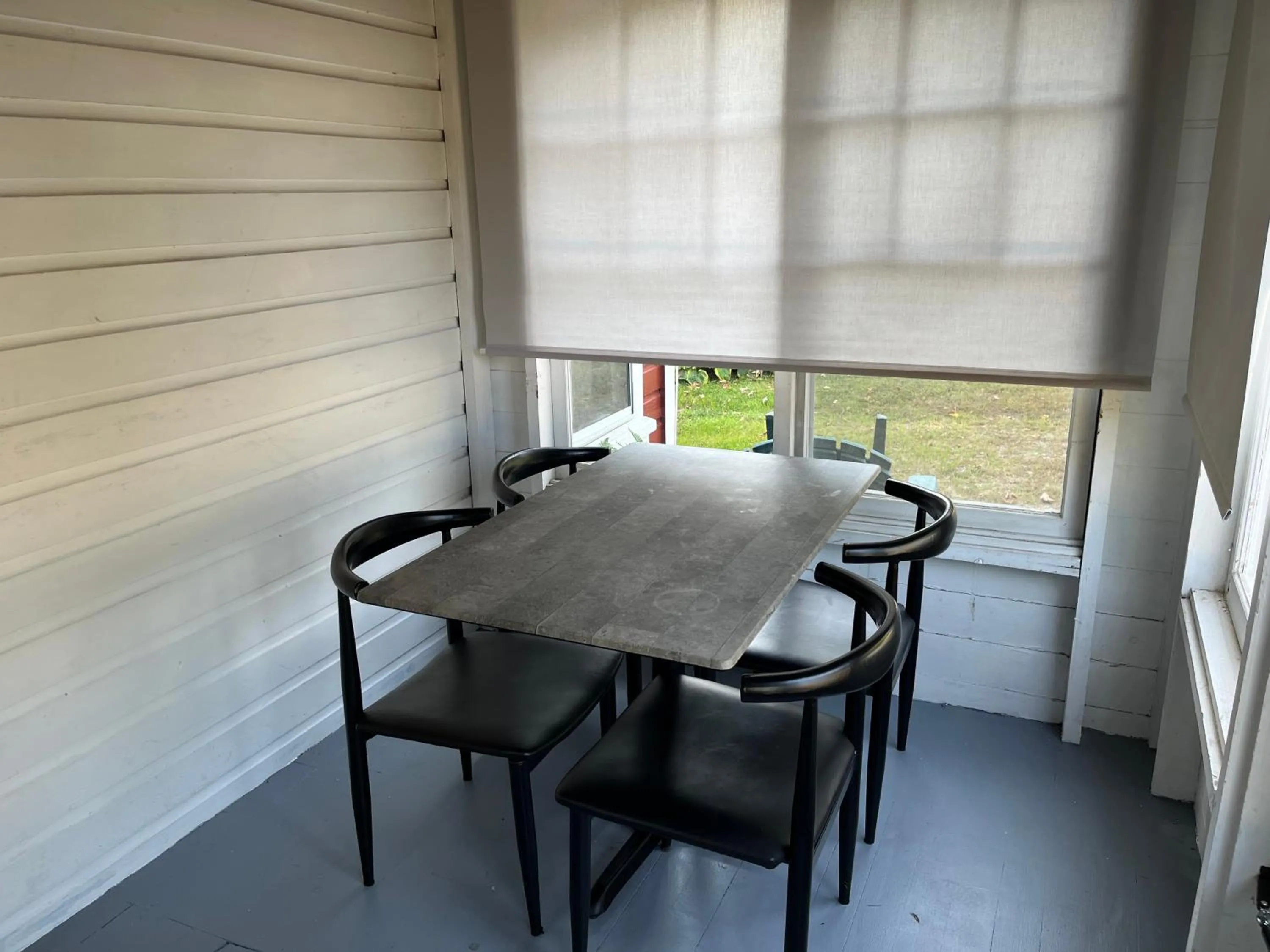 Seating area in White Mountain Cottages