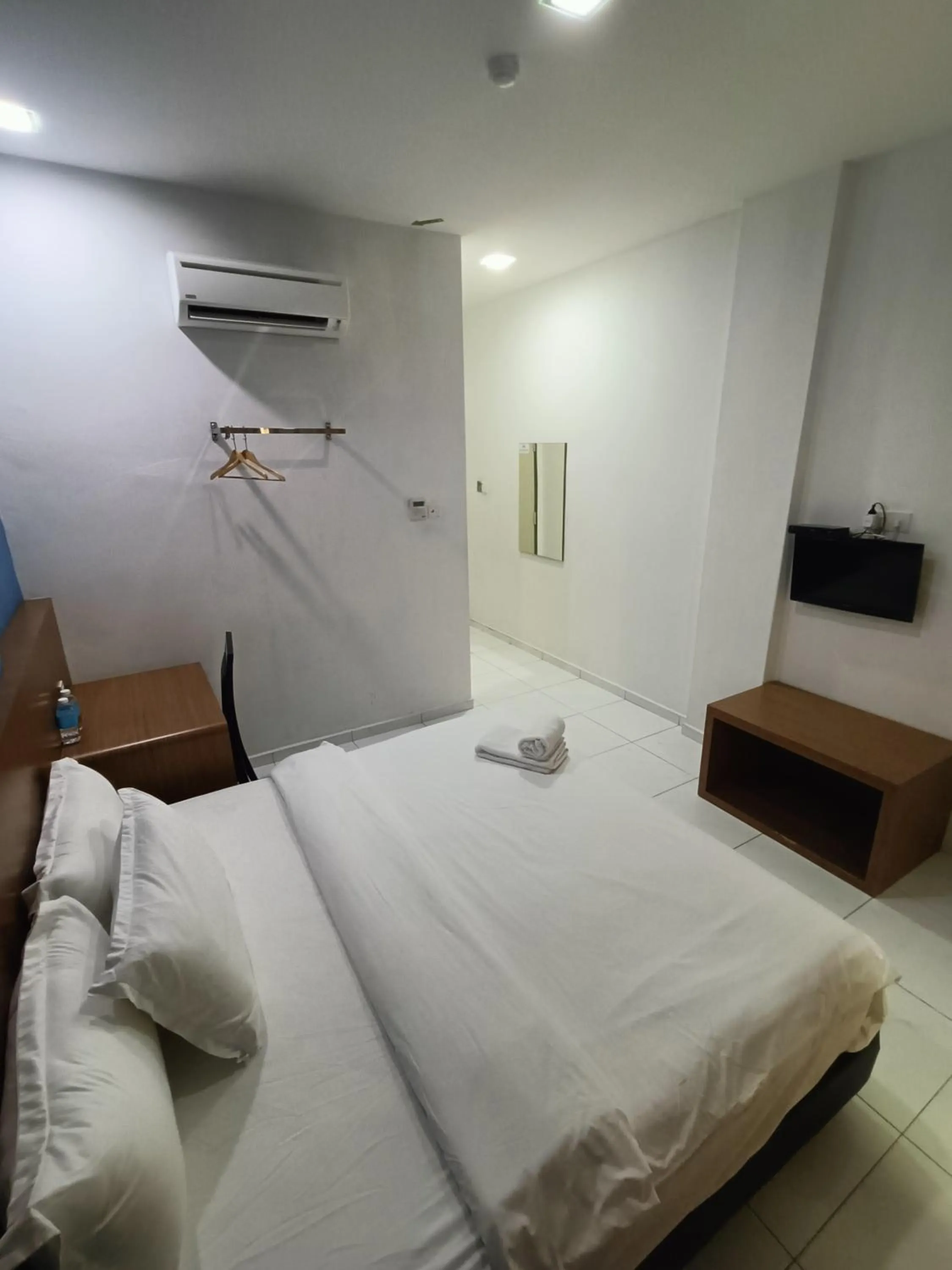 Bedroom, Bed in Hotel Wawasan