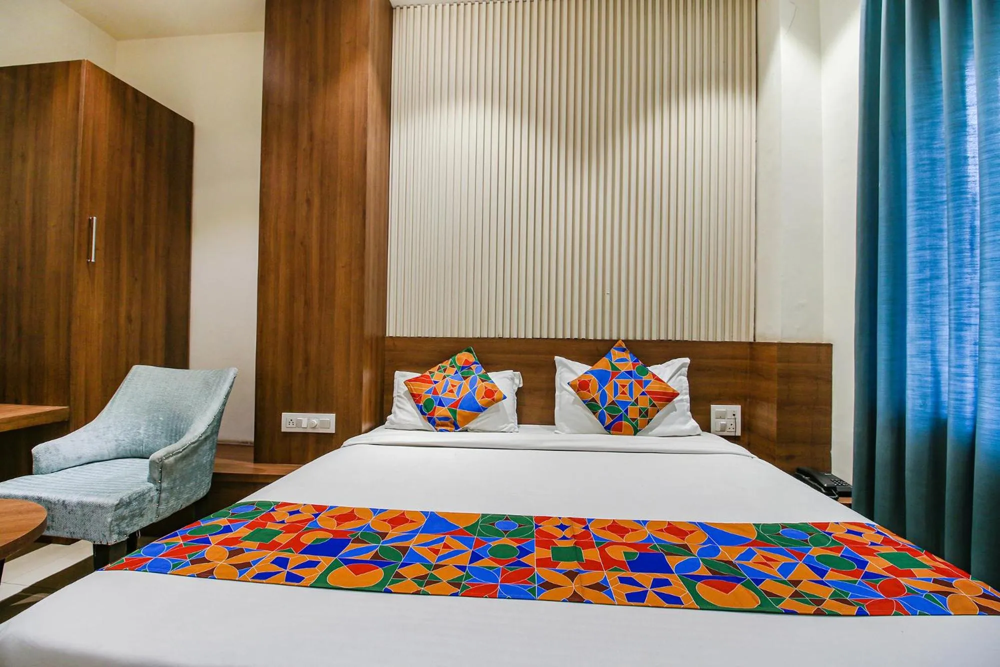 Bed in FabHotel Royal Palace II