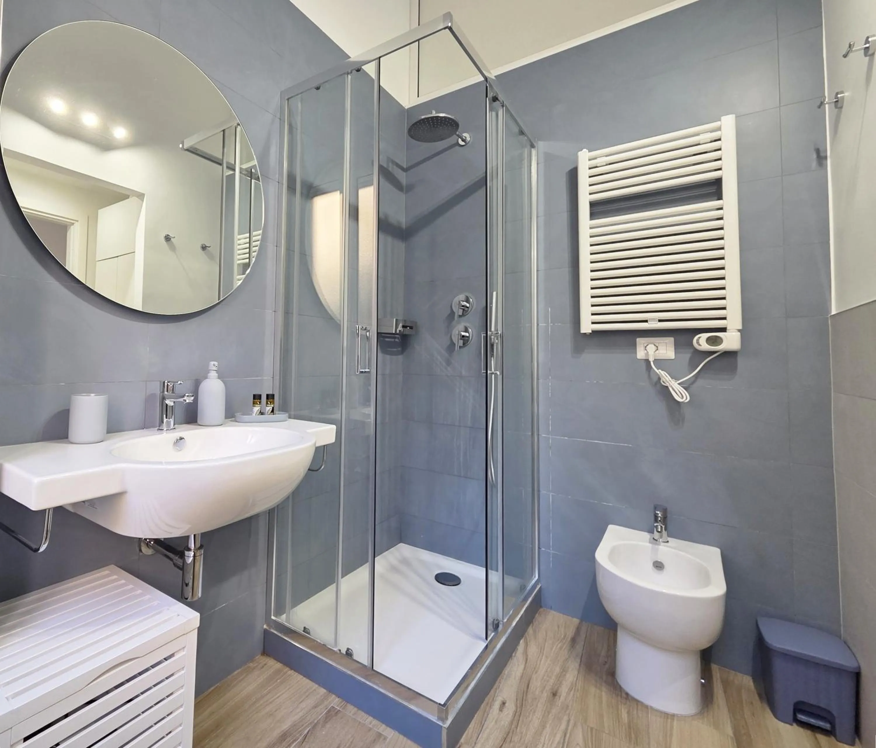 Shower in L'Ottavo Re di Roma