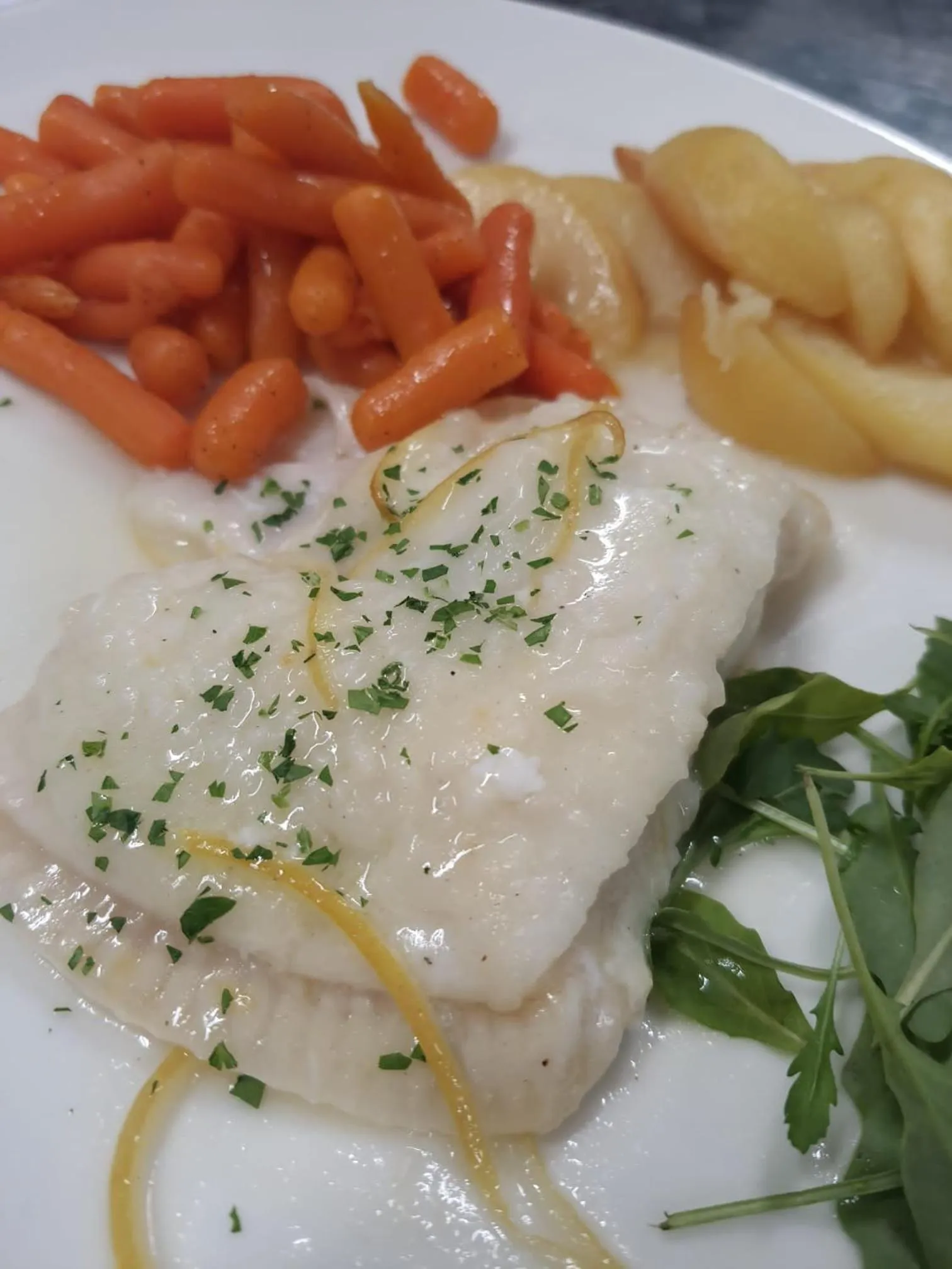 Restaurant/places to eat in Hotel Montreal