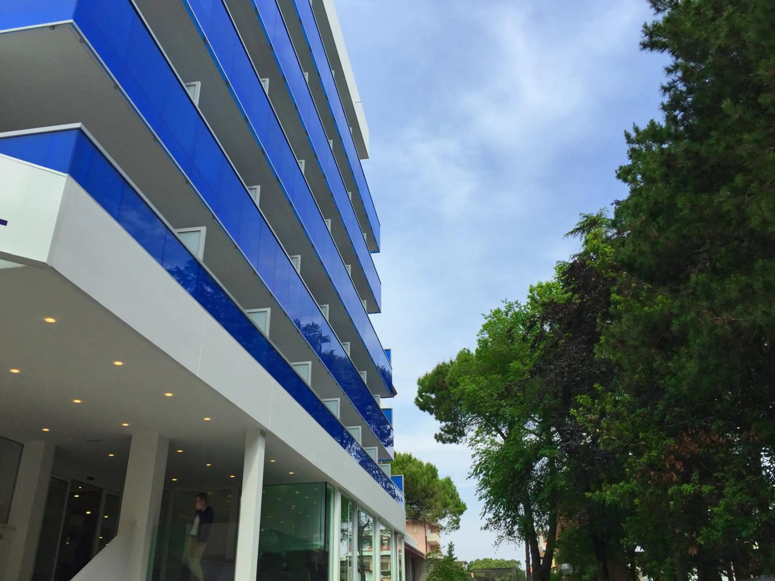 Property building in Hotel Montreal