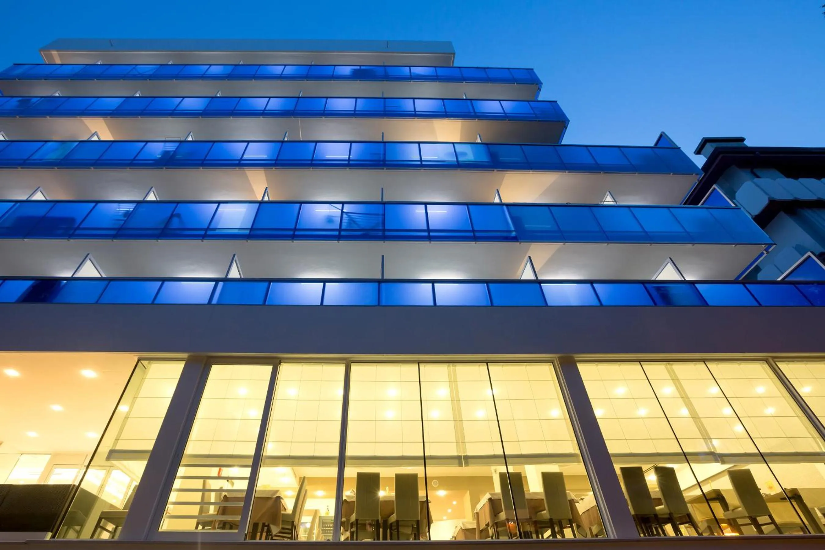 Property building in Hotel Montreal