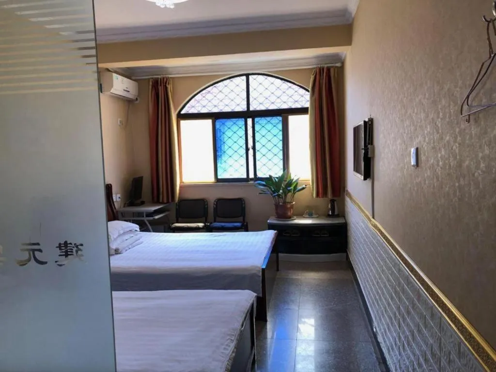 Bed in Lianyungang Jianyuan Hotel