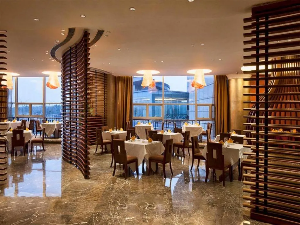 Grand Skylight International Hotel Gongqingcheng