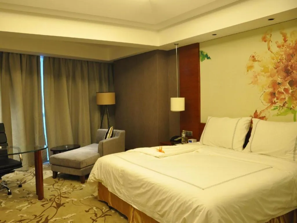 Bed in Grand Skylight International Hotel Gongqingcheng