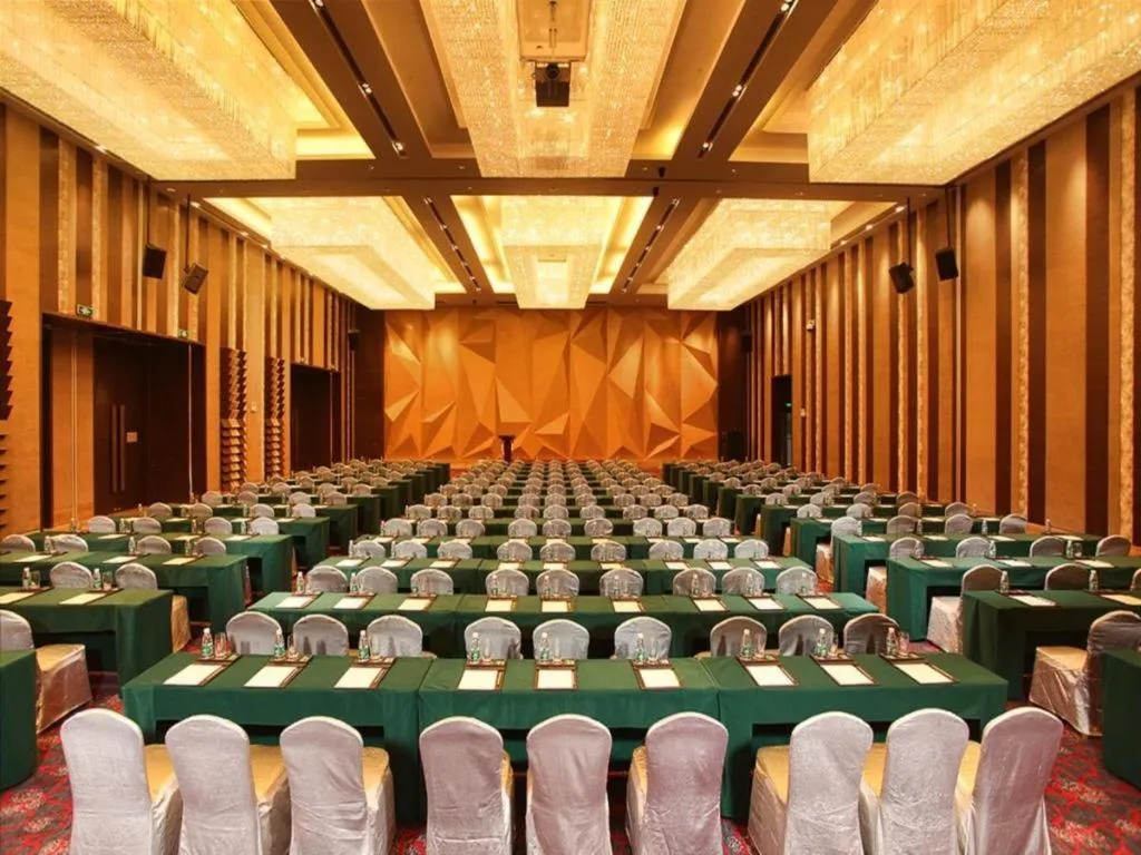 Grand Skylight International Hotel Gongqingcheng