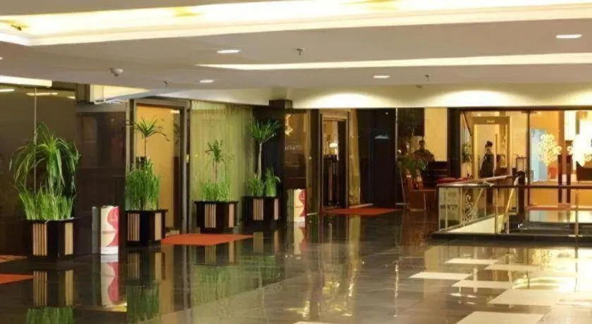 Amaris Hotel Panglima Polim 2