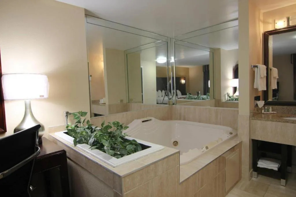 Quality Inn & Suites Franklin