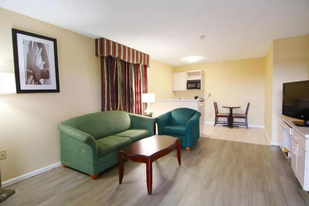 Quality Inn & Suites Franklin