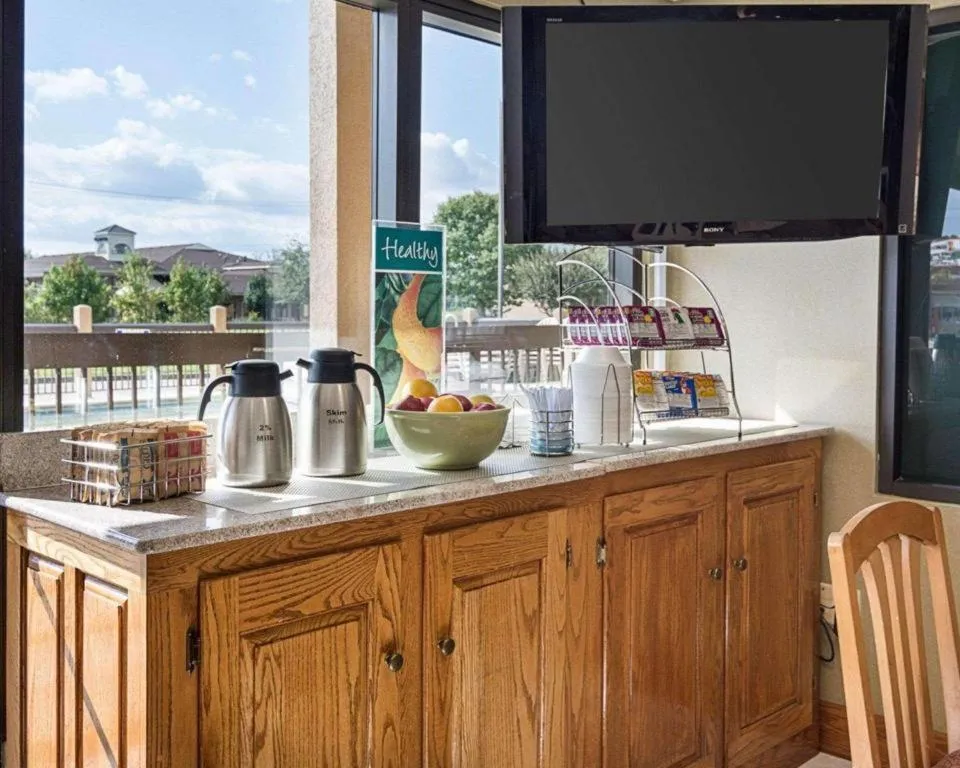 Quality Inn & Suites Franklin