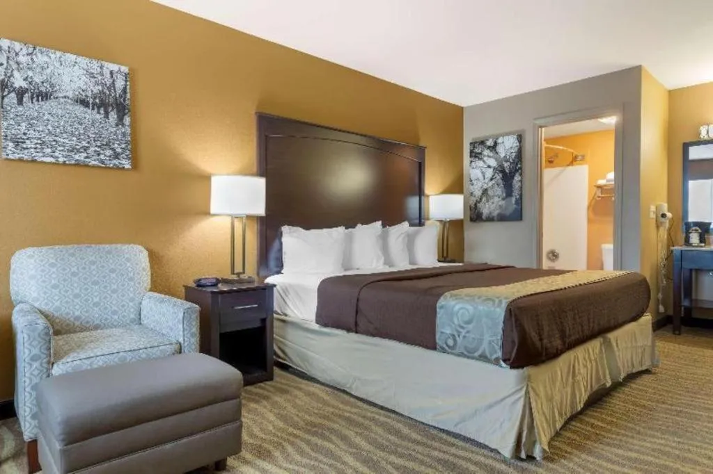 Bed in Best Western Taylor Inn