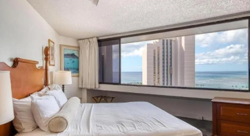 Bed in Marina Tower Waikiki
