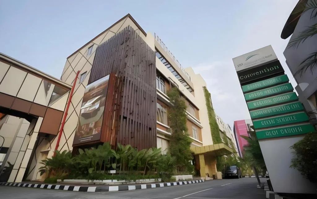 IPB Convention Hotel Botani Square