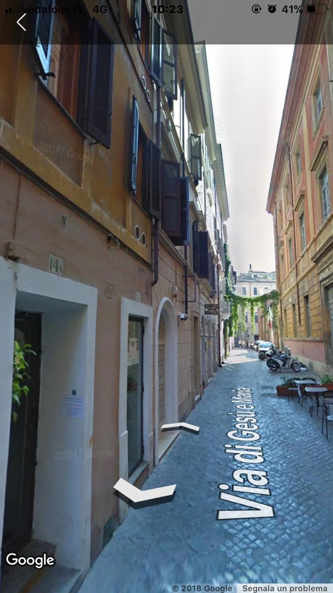 Property building in Piazza di Spagna Luxury Apartment