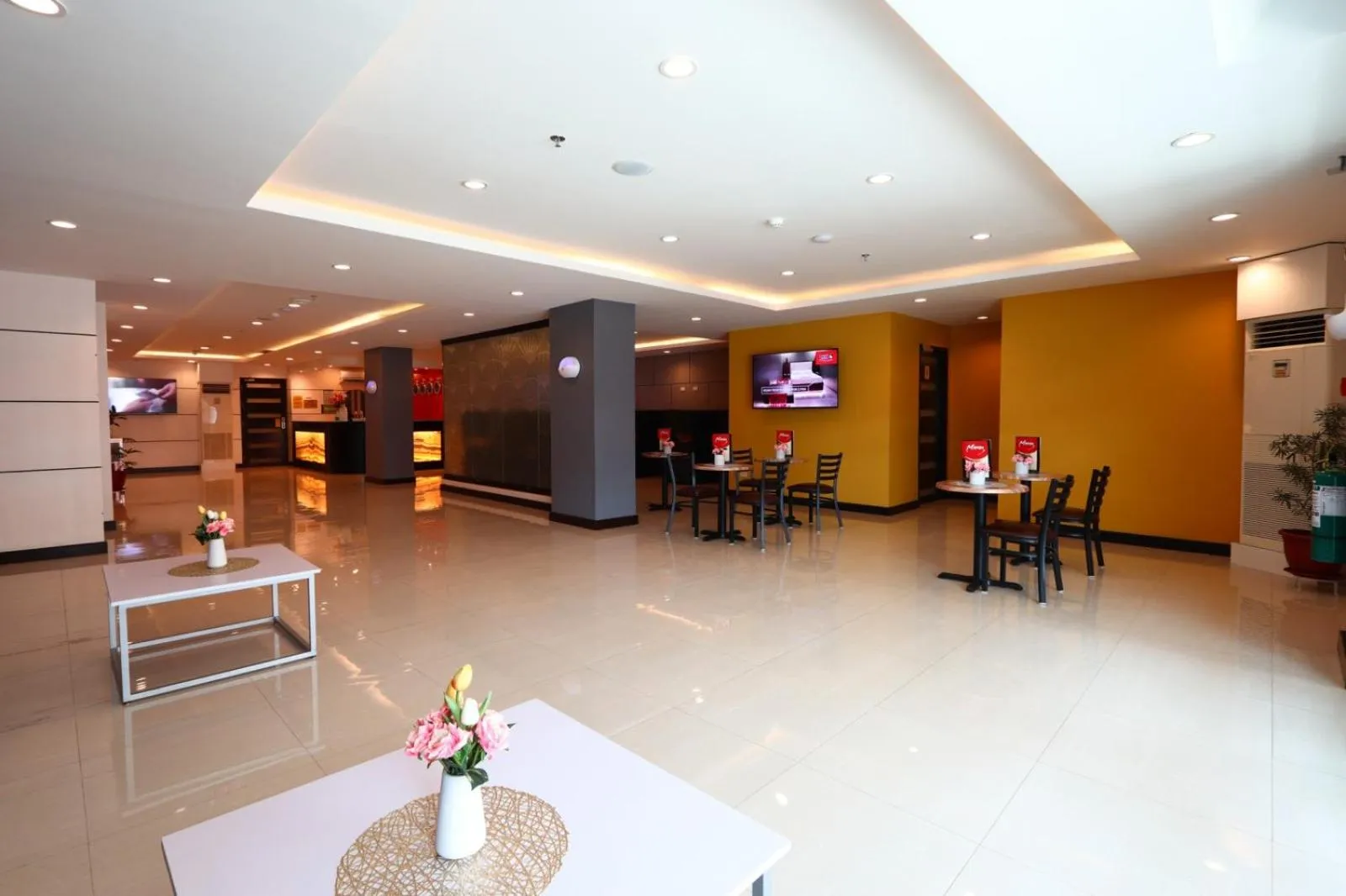Lobby or reception in Hotel Sogo San Jose Del Monte, Bulacan