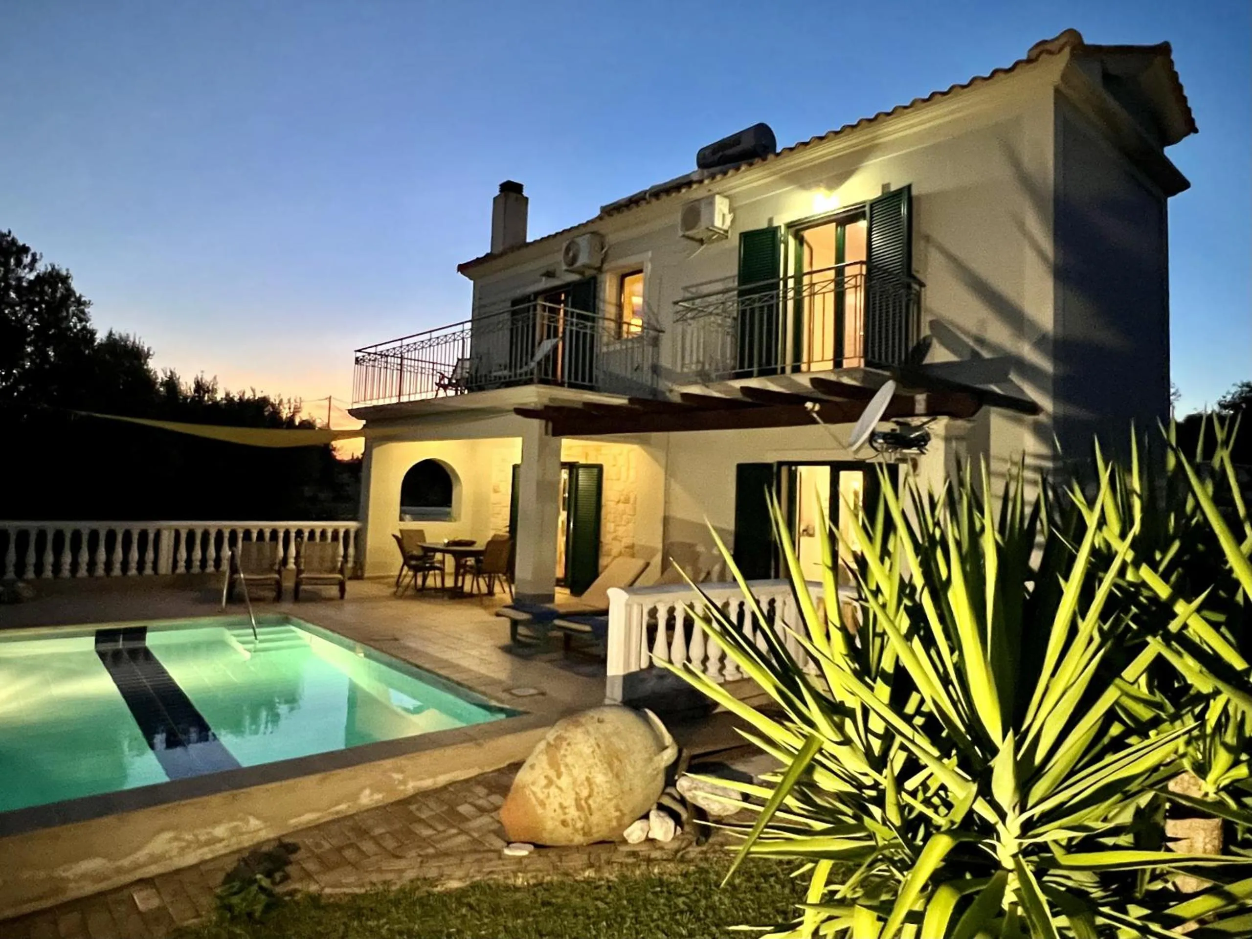 Property building in Villa Yianna