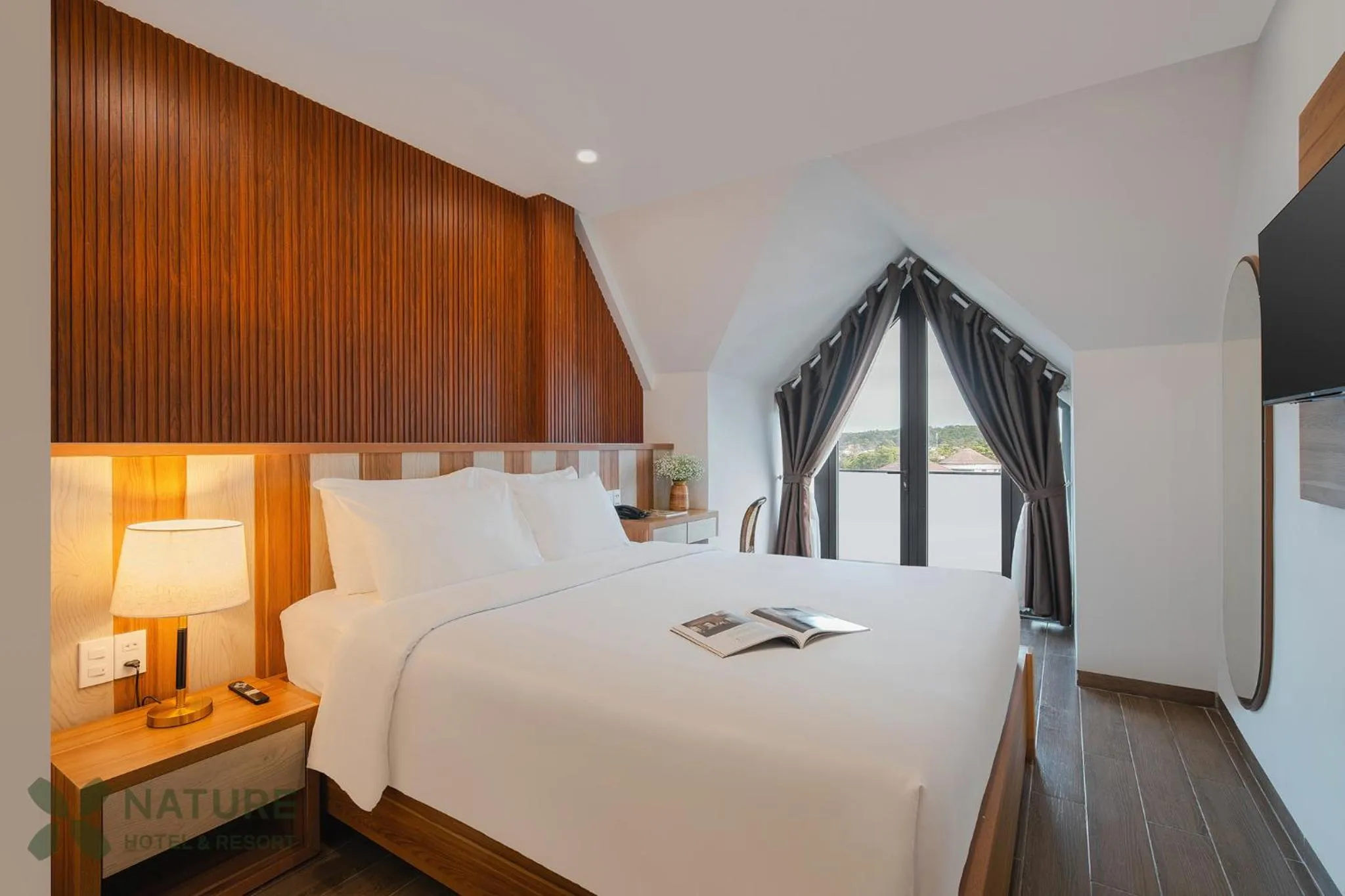 Bed in Nature Hotel - Nam Ky Khoi Nghia