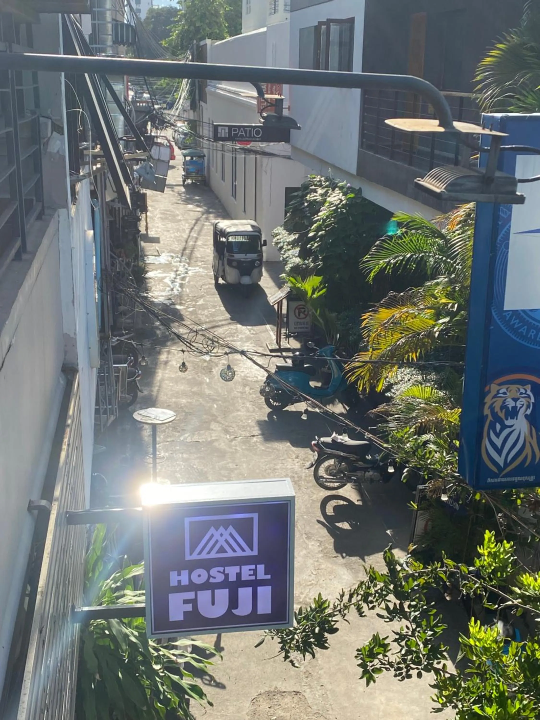 Property logo or sign in Feliz Hostel Cafe & Bar