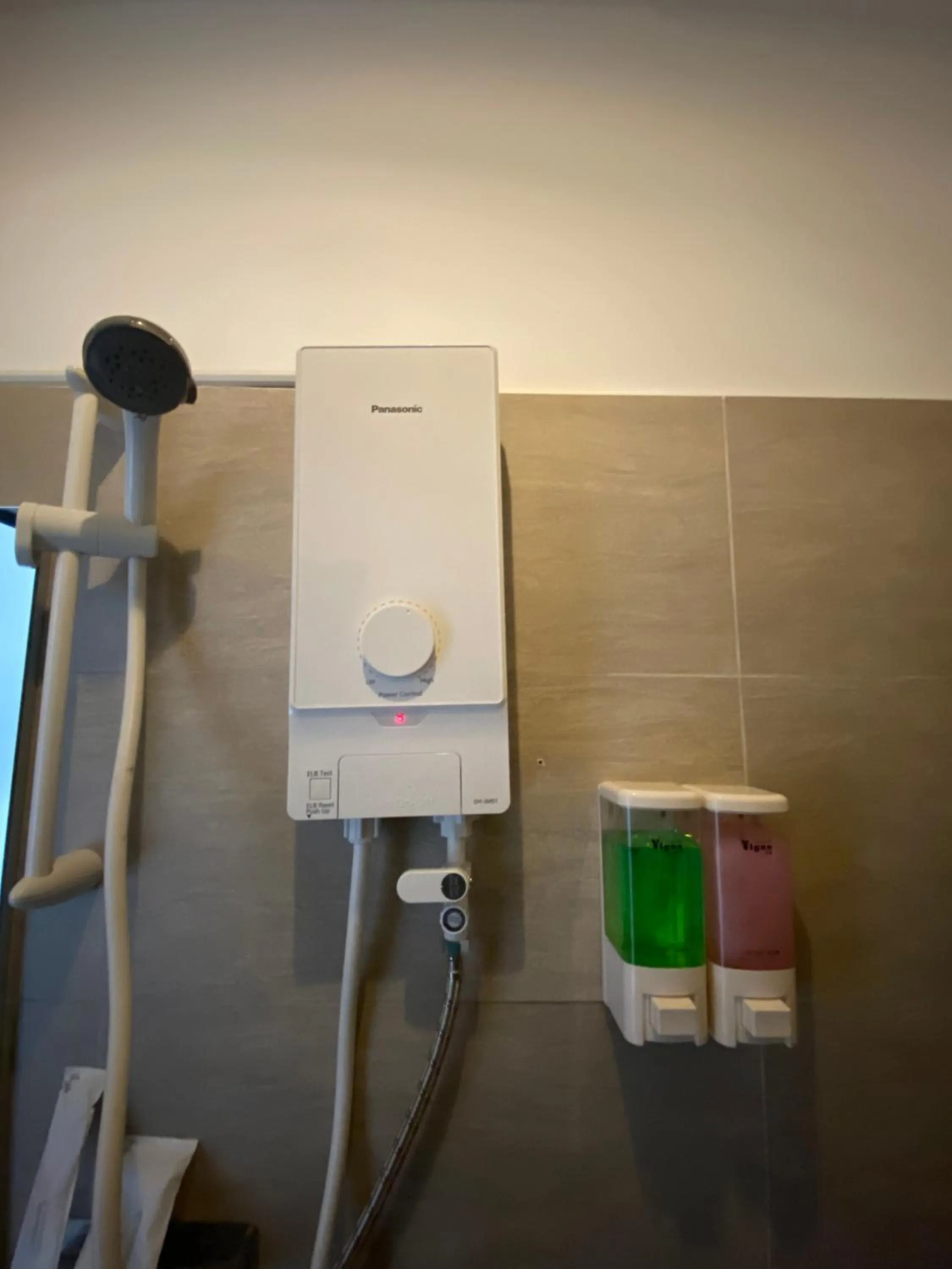 Shower in Hostel FUJI