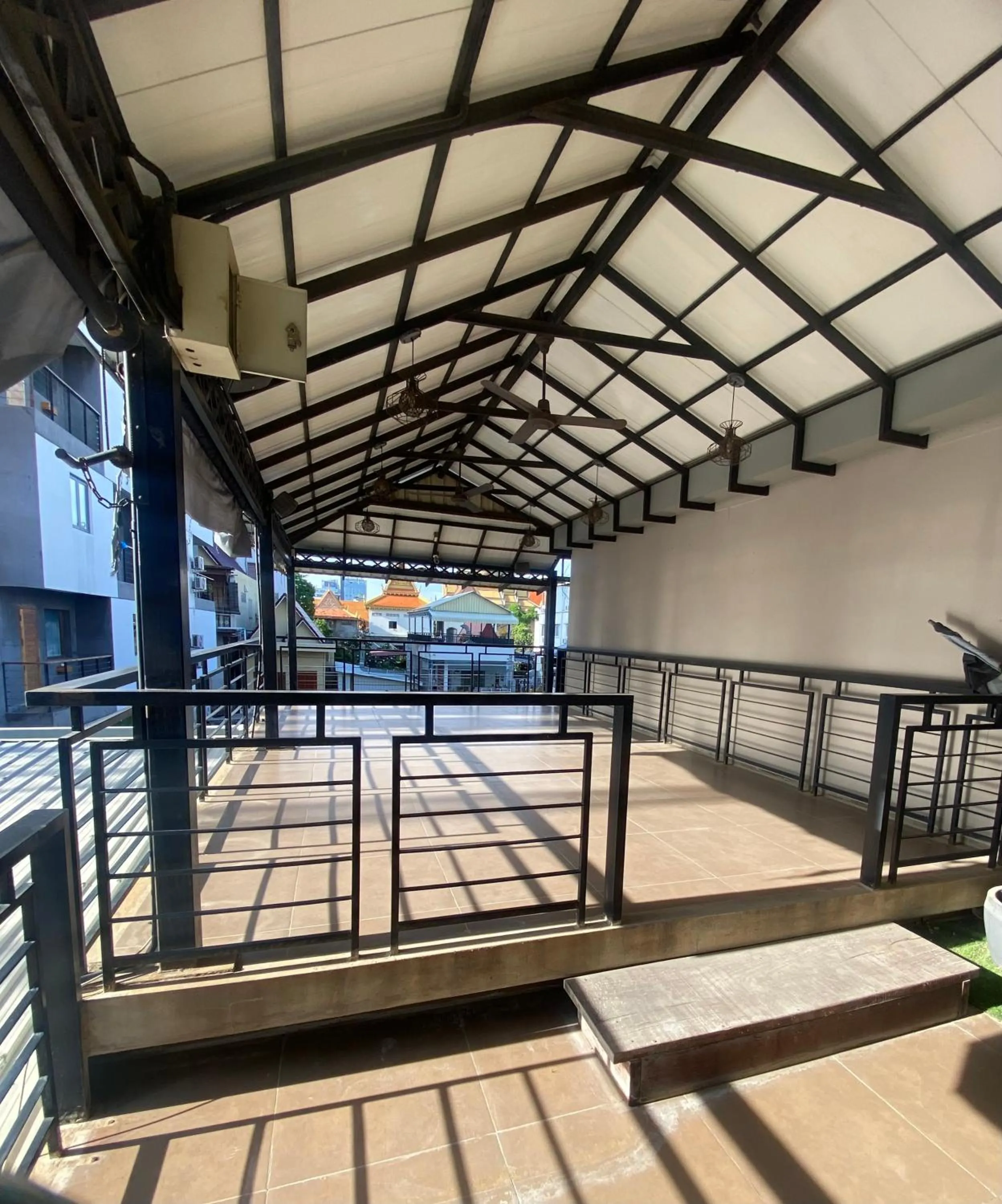 Balcony/Terrace in Feliz Hostel Cafe & Bar