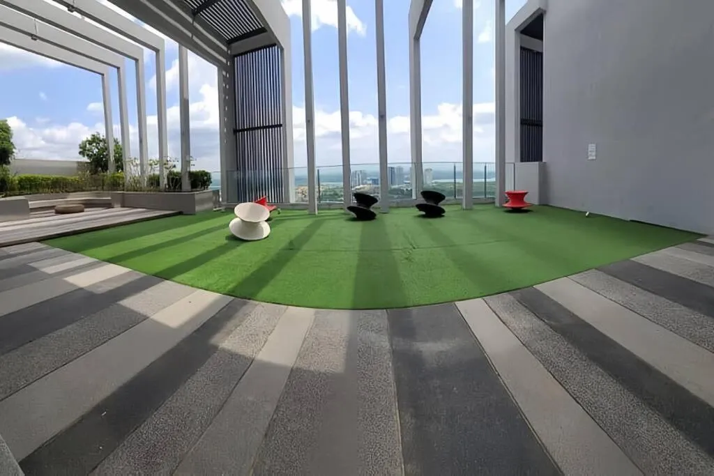 GM 2904 Couple Cozy Netflix 100mbps BySTAY