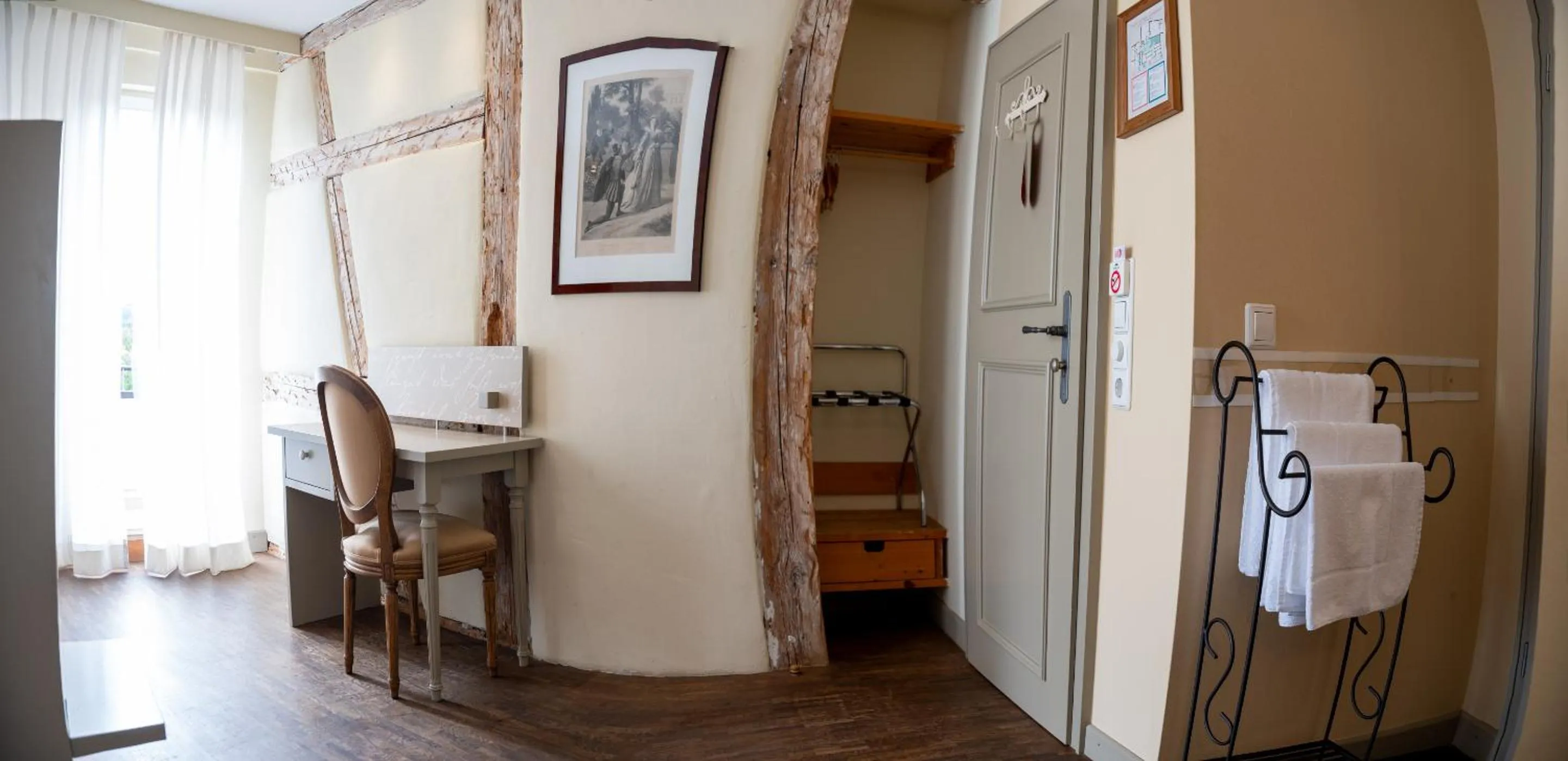 Bedroom in Friedrich von Schiller Hotel