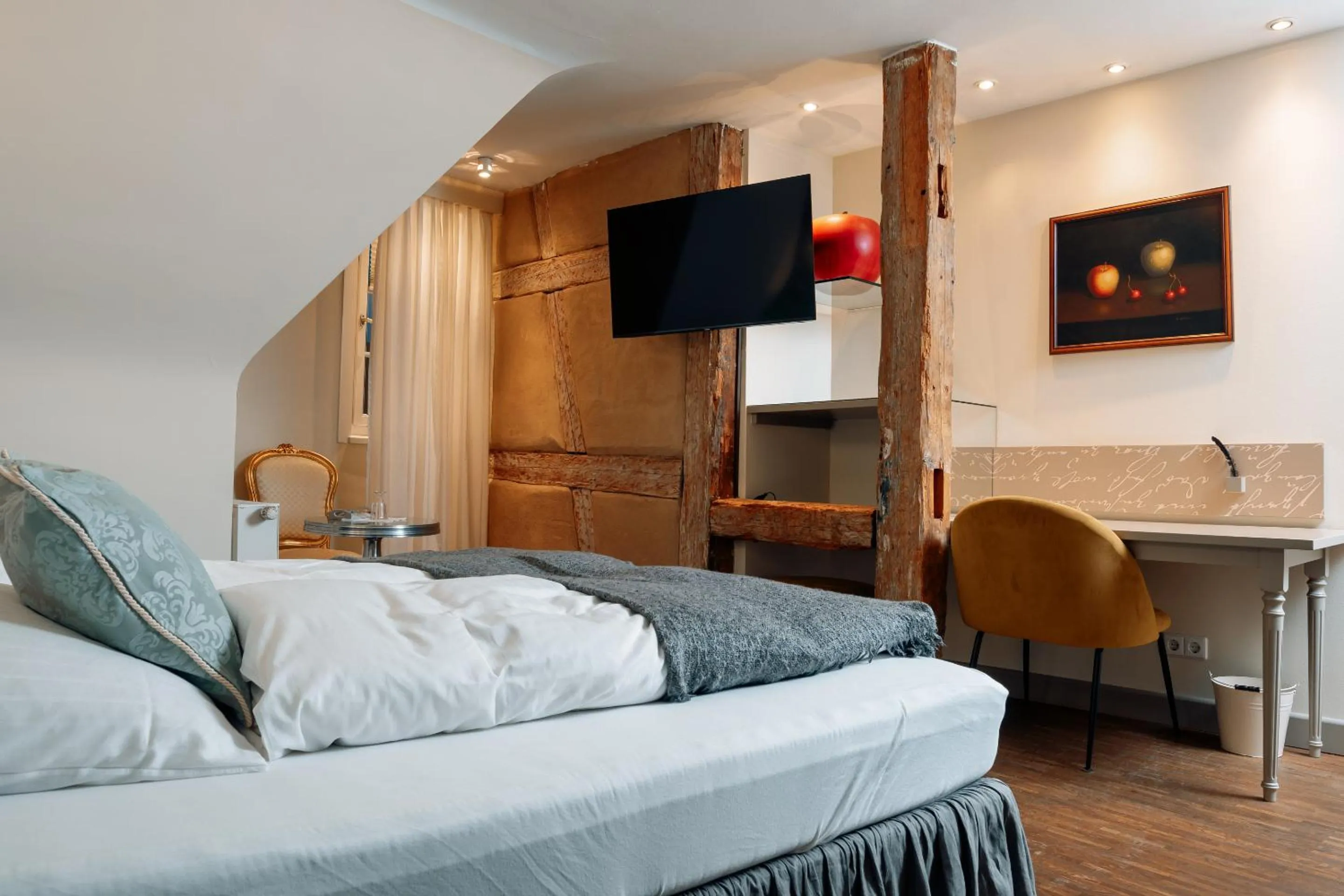 Bedroom, Bed in Friedrich von Schiller Hotel