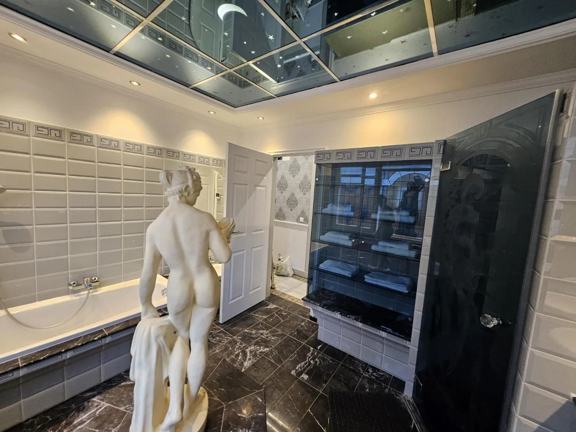 Bathroom in Klein Holland