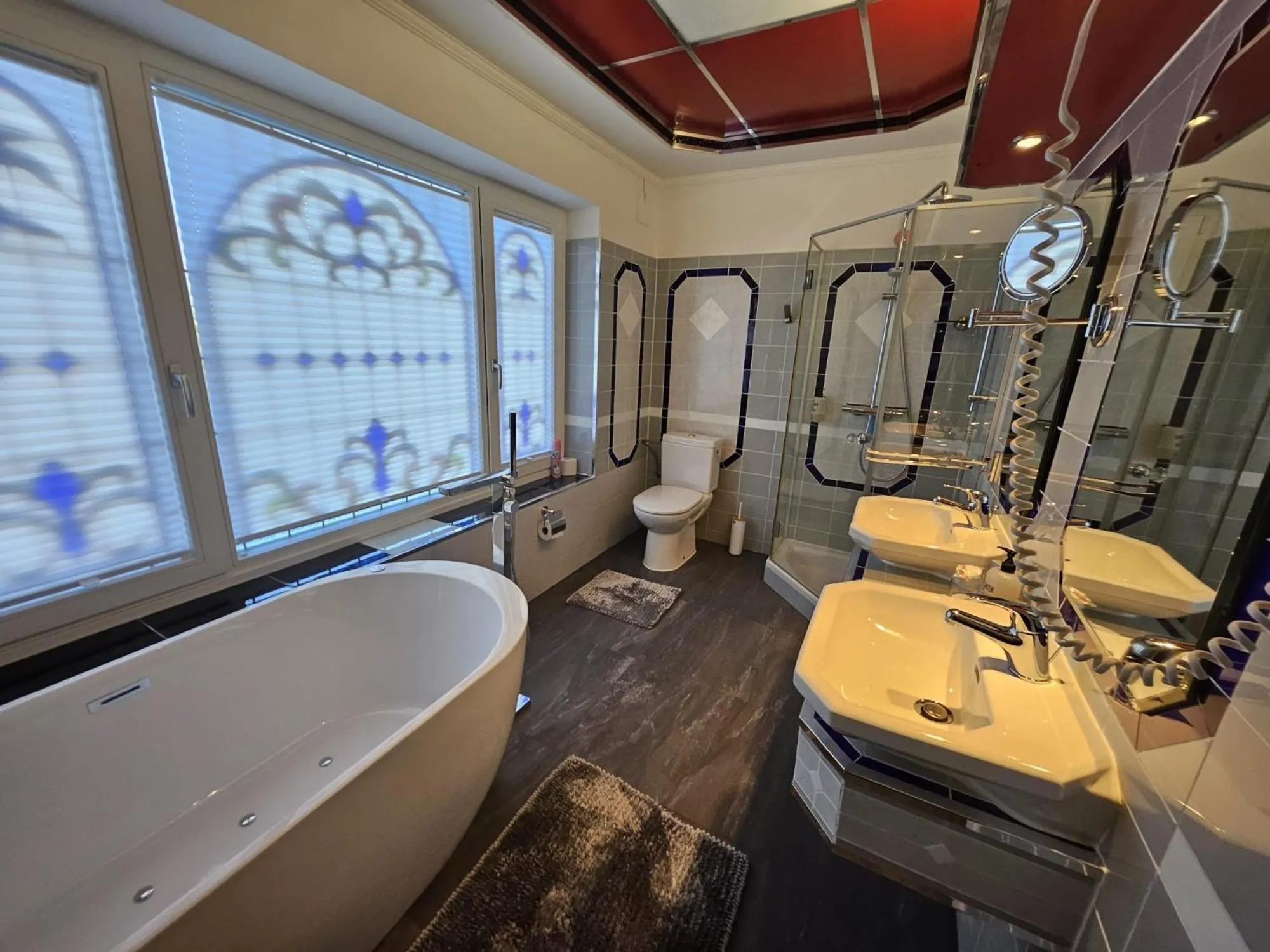 Bathroom in Klein Holland