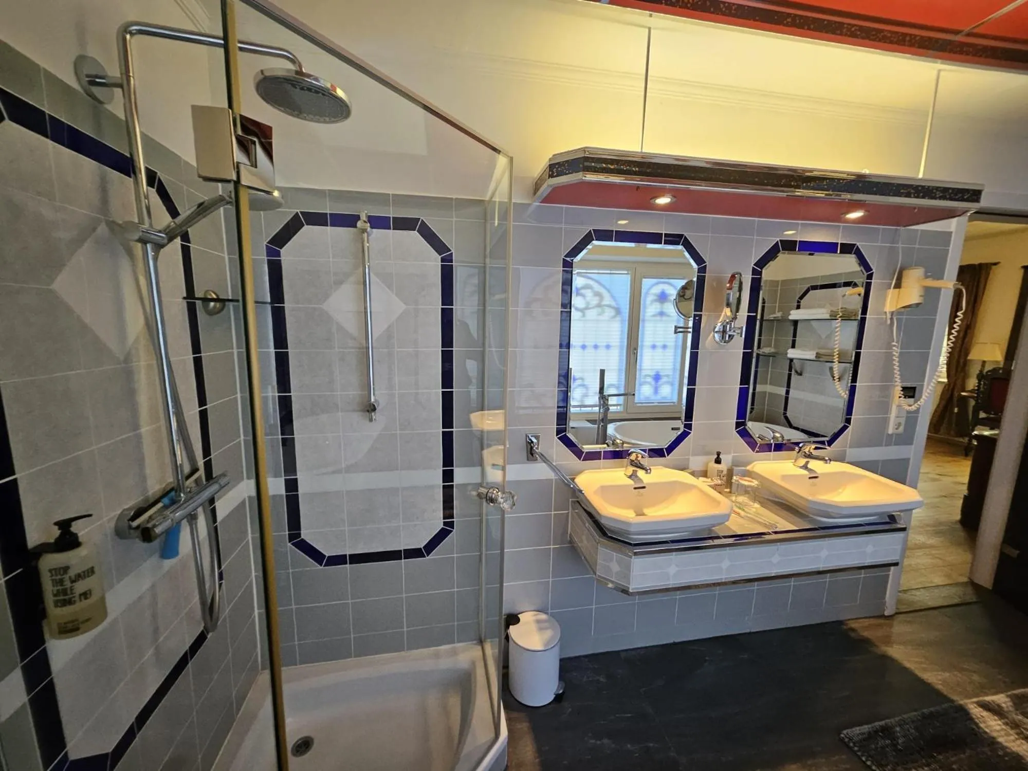 Bathroom in Klein Holland