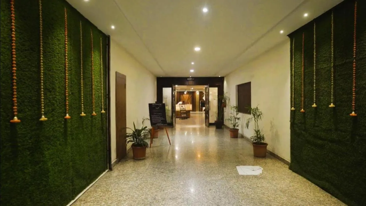 Lobby or reception in Hotel Gagan Regency