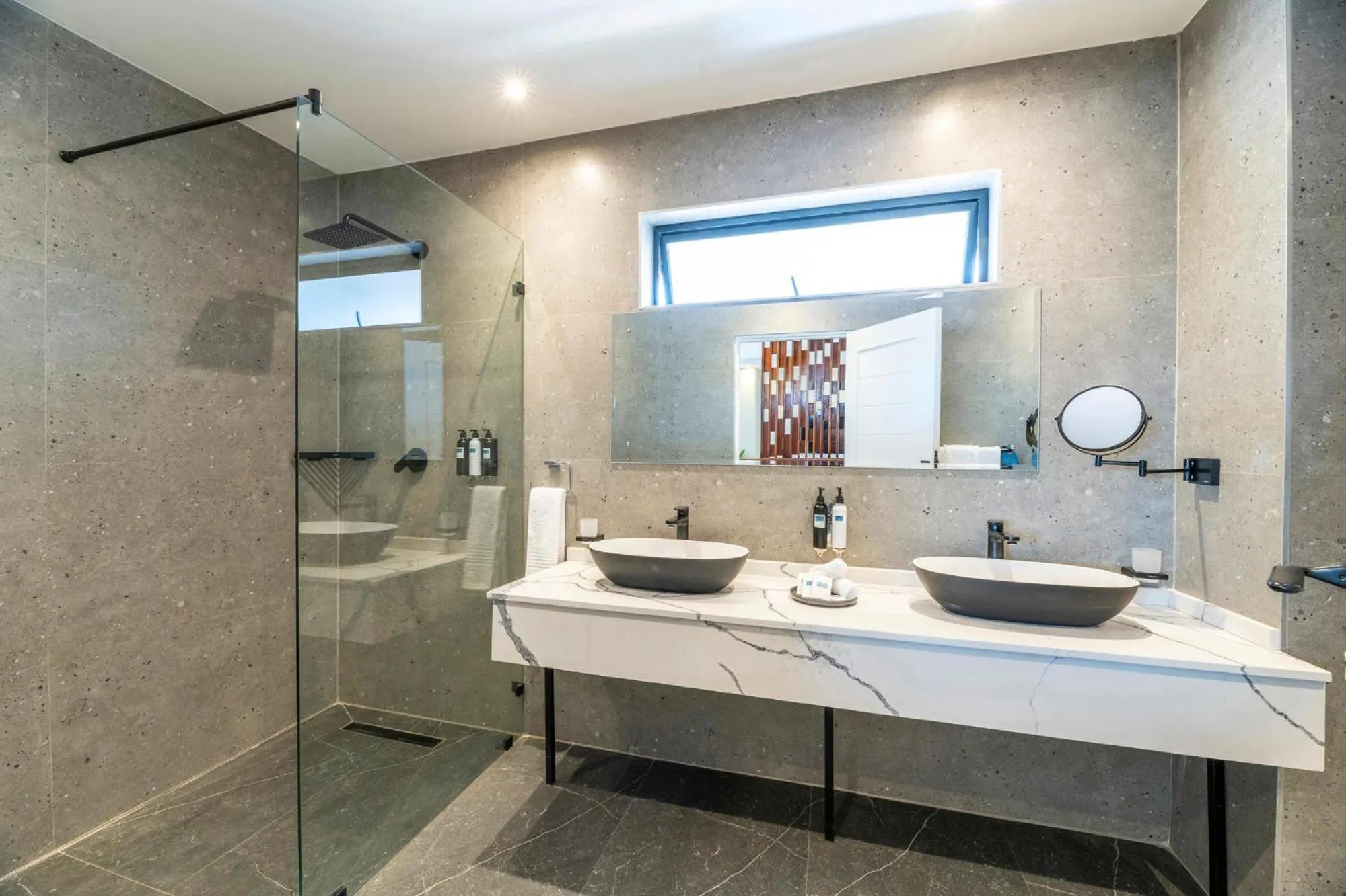 Bathroom in 258 Hotel