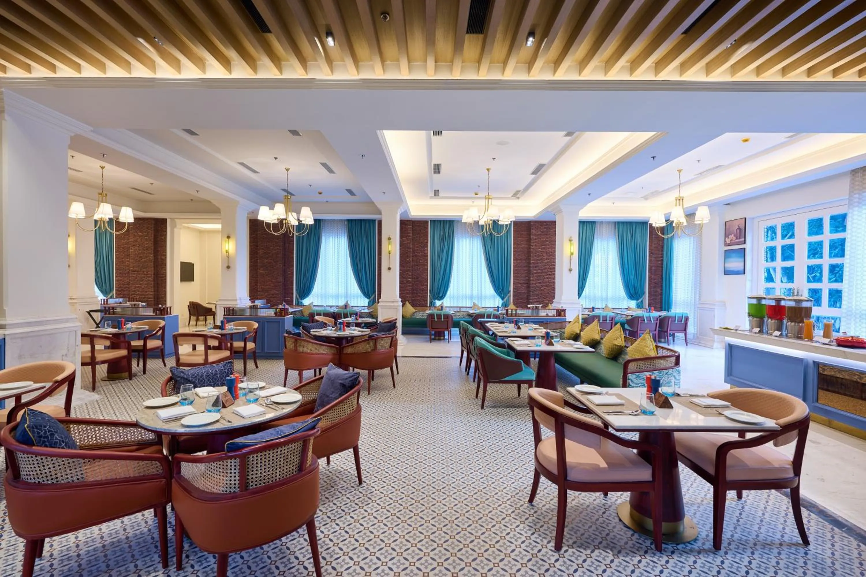 Restaurant/places to eat in Sarovar Premiere Amritsar