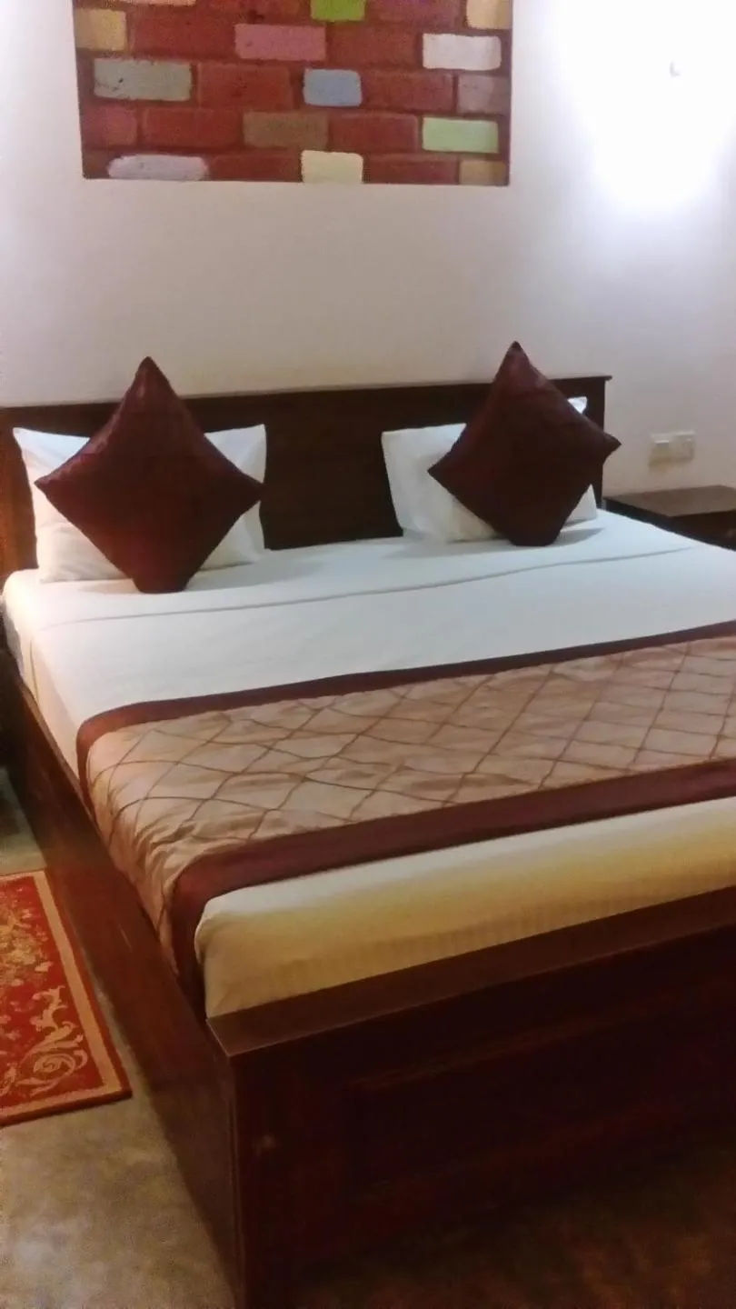 AKR Hotel Kilinochchi
