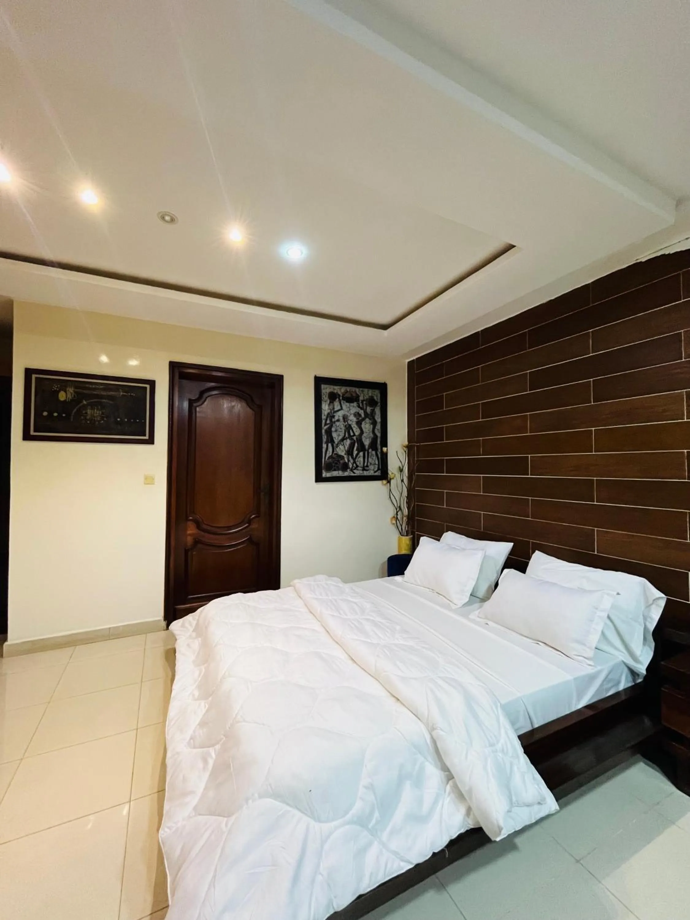 Bed in Hôtel Darou Khoudoss