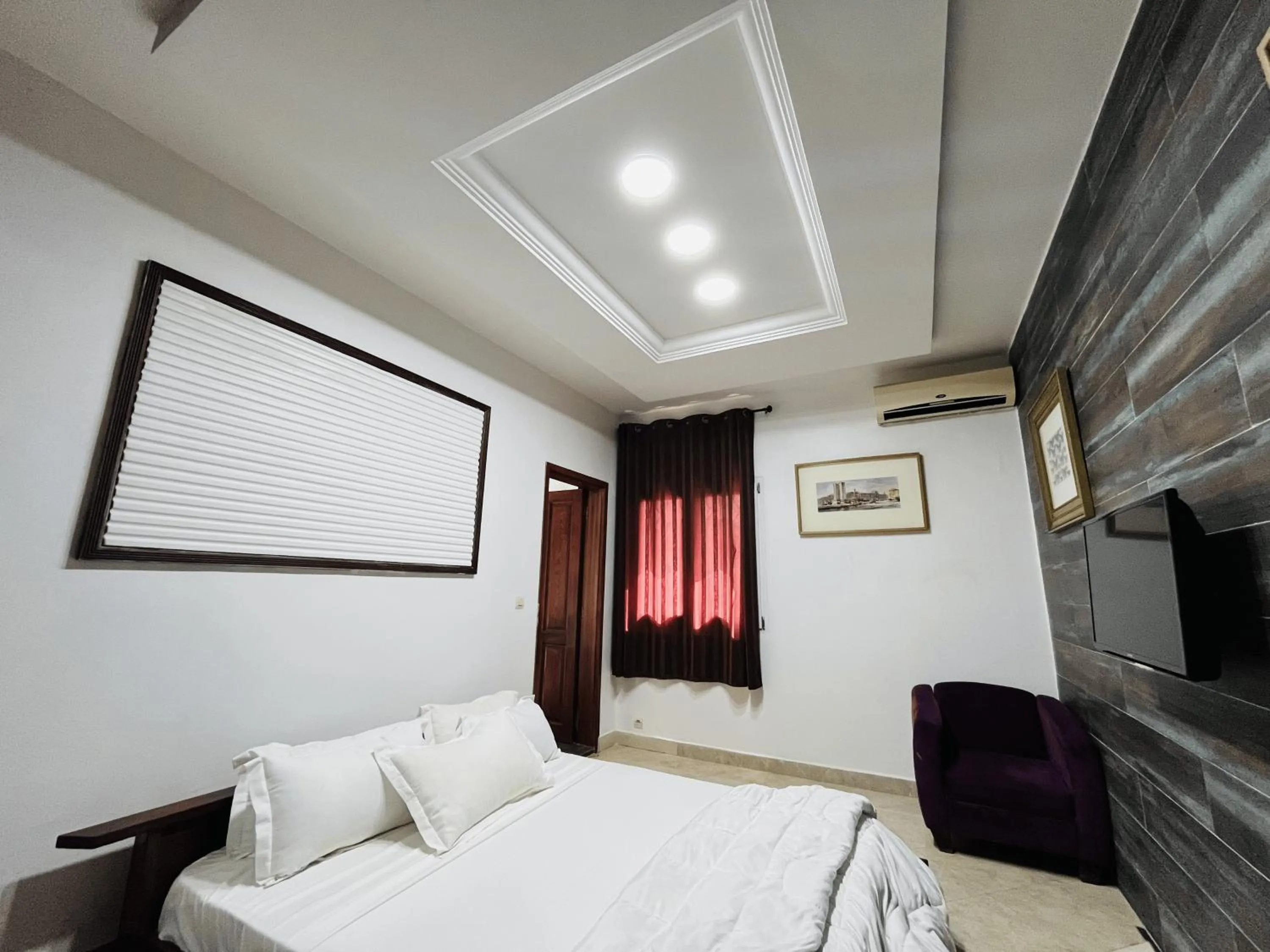 Bed in Hôtel Darou Khoudoss