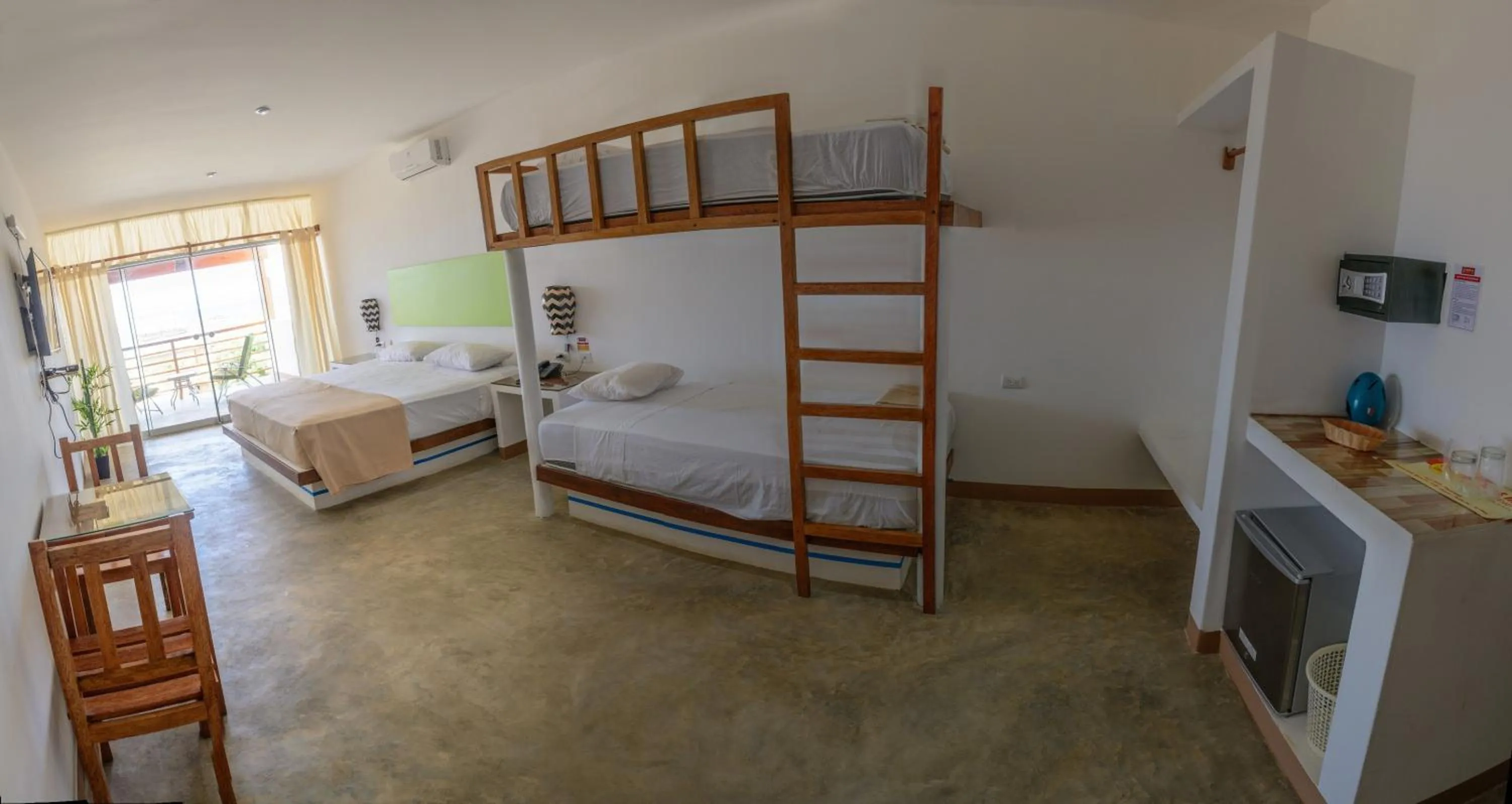 Photo of the whole room, Bed in Akas Hotel Apartamentos