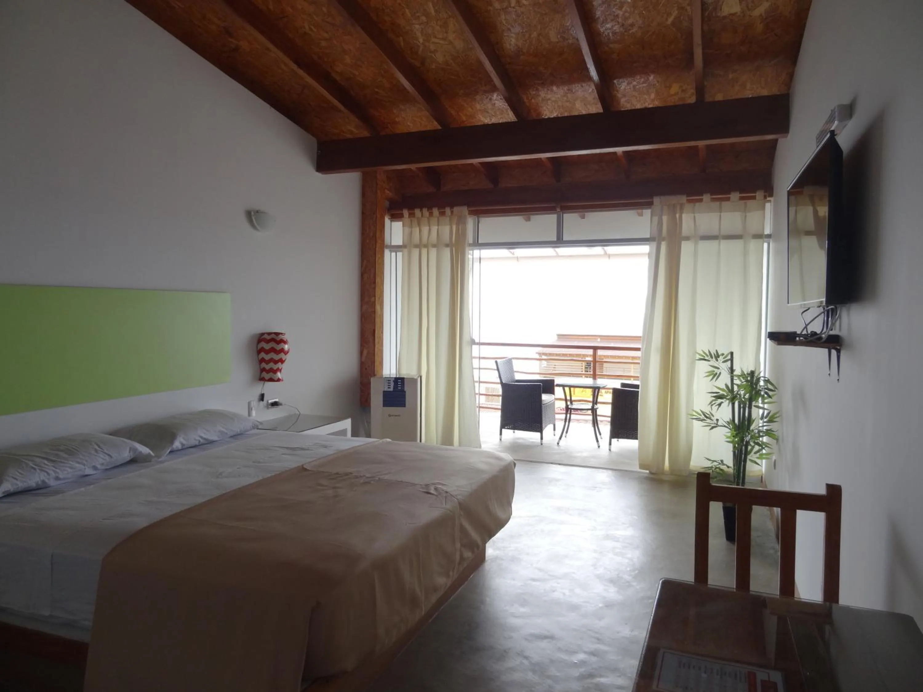 Photo of the whole room, Bed in Akas Hotel Apartamentos