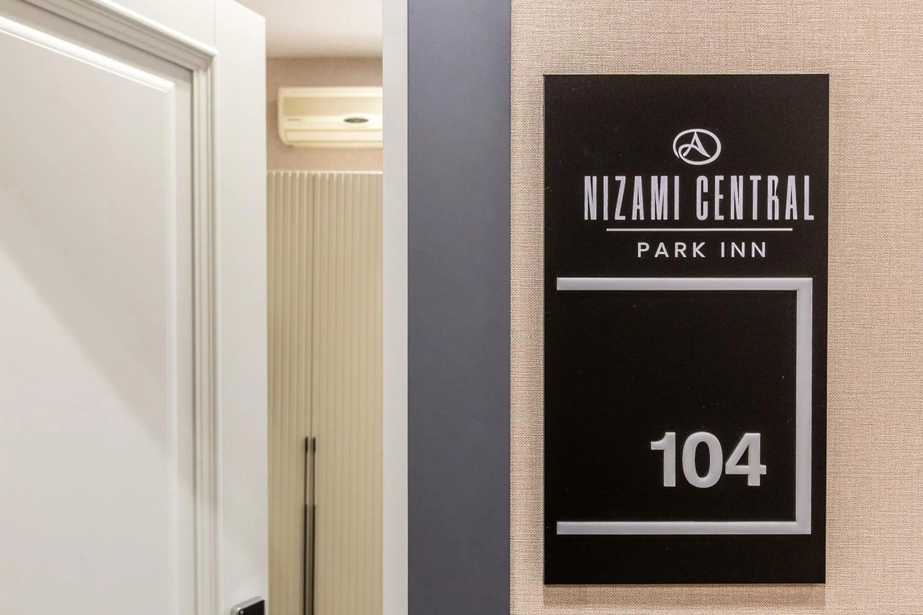 Nizami Central Park Hotel