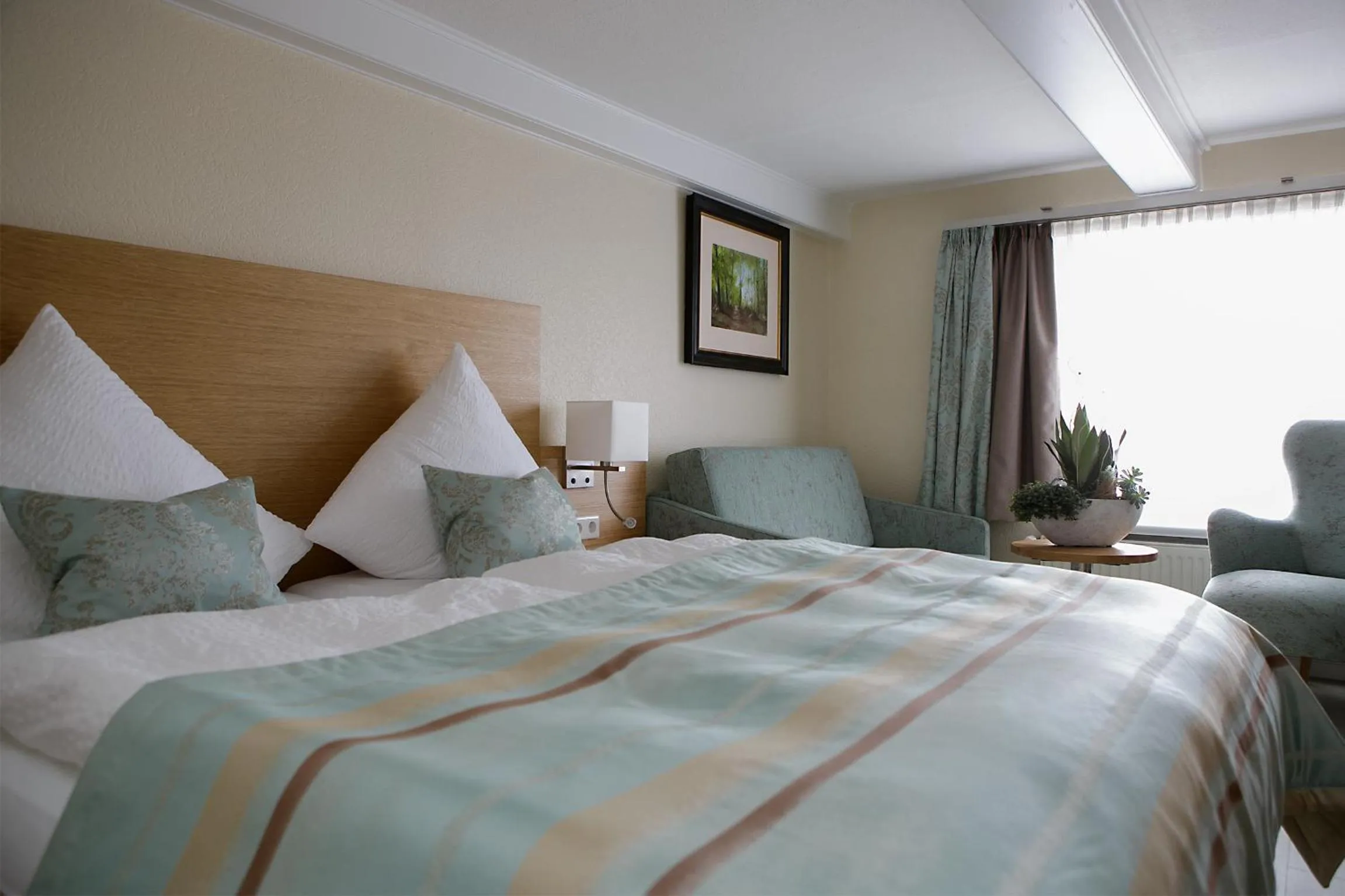 Bed in Hotel Neuwarft Altbau