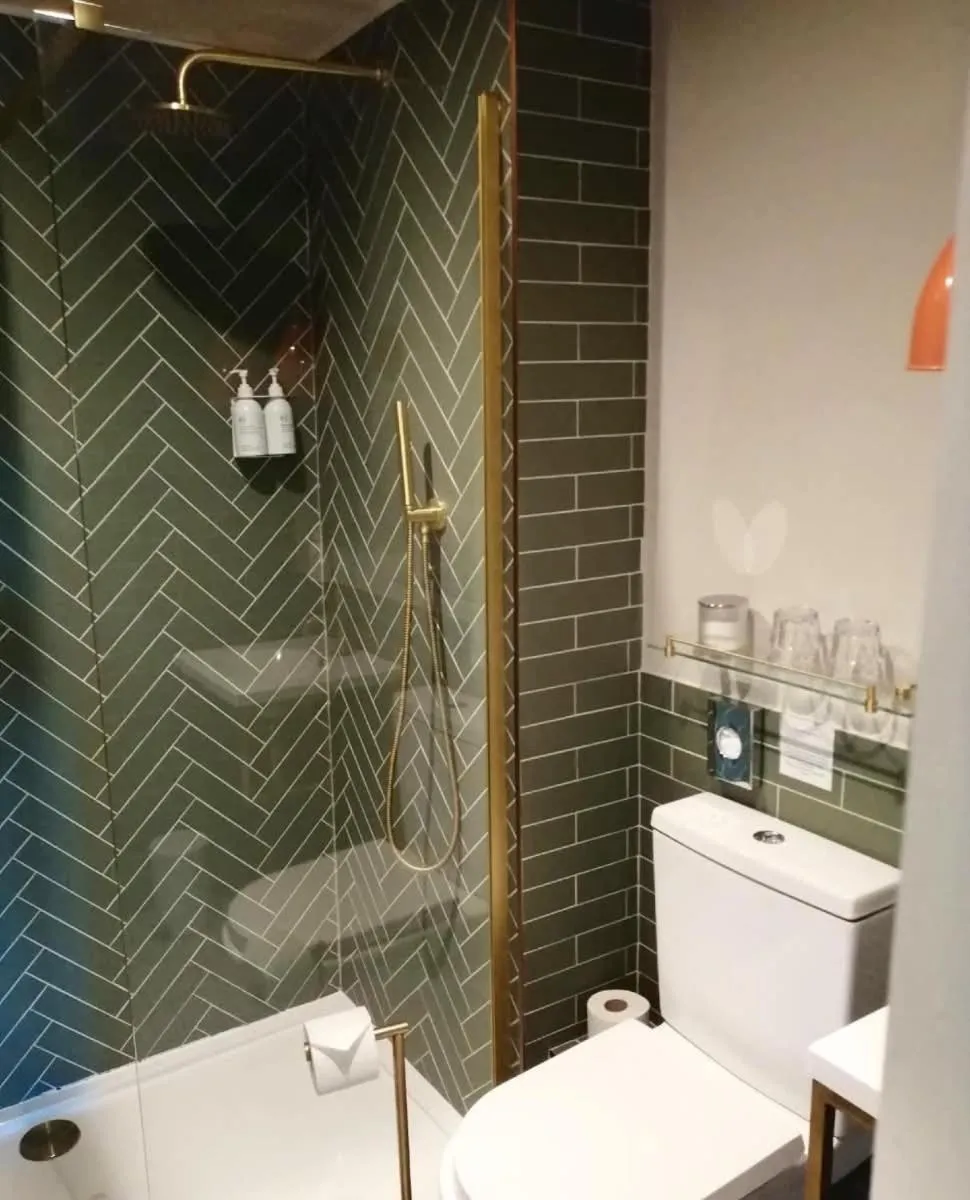 Bathroom in The Brown Horse Inn