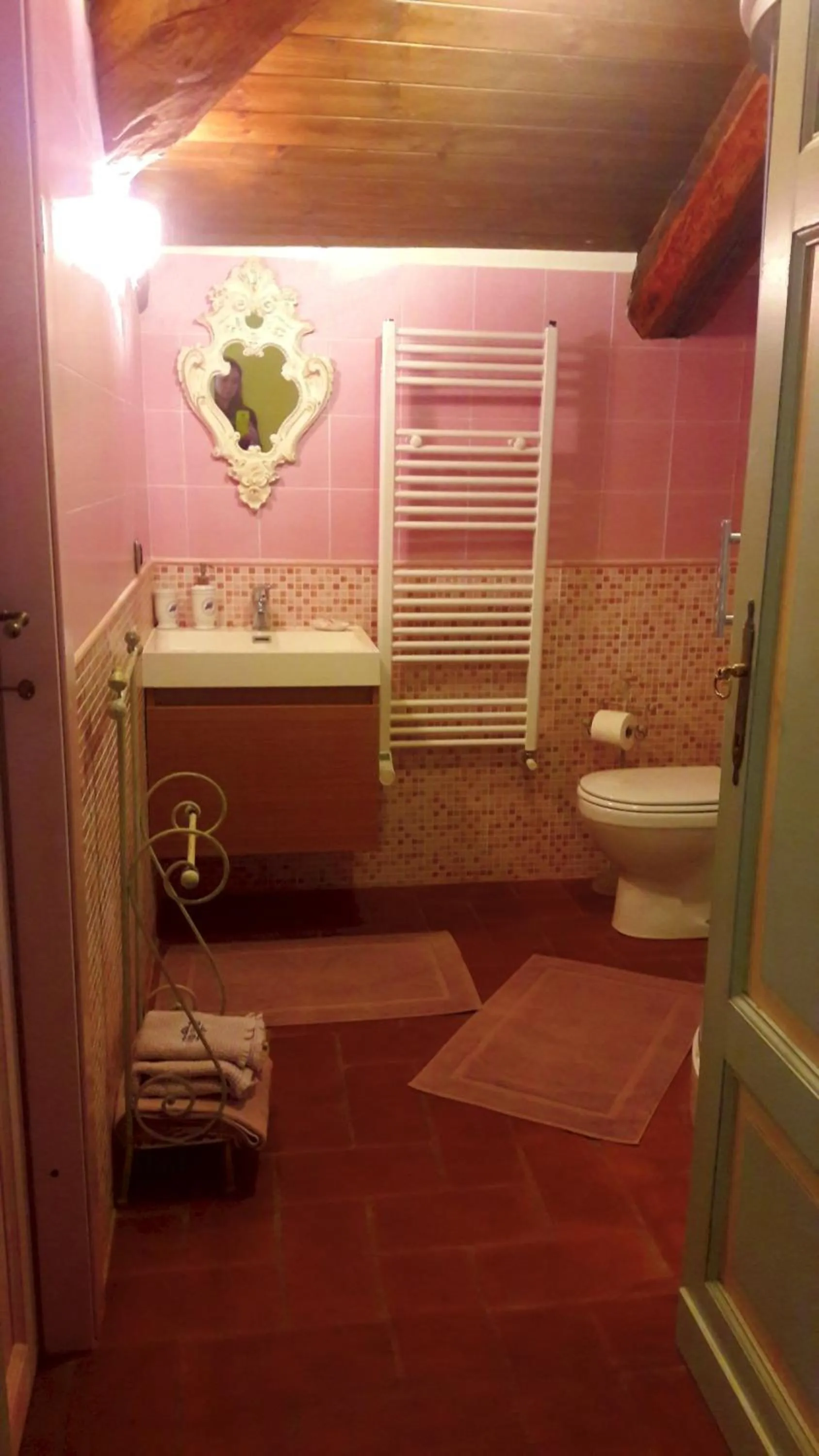 Bathroom in Villa Mirano Bed & Breakfast