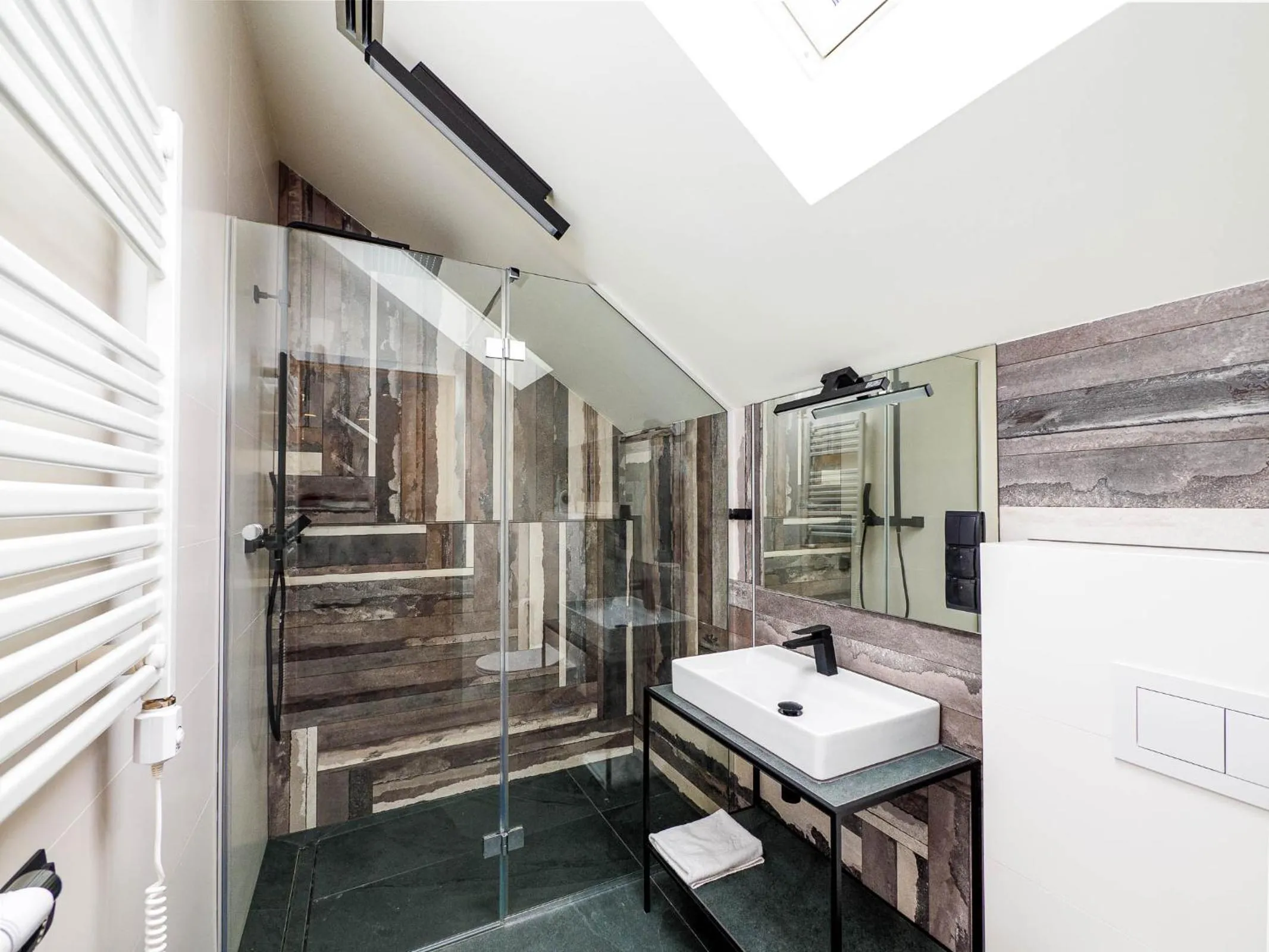 Bathroom in Willa Sienkiewiczówka