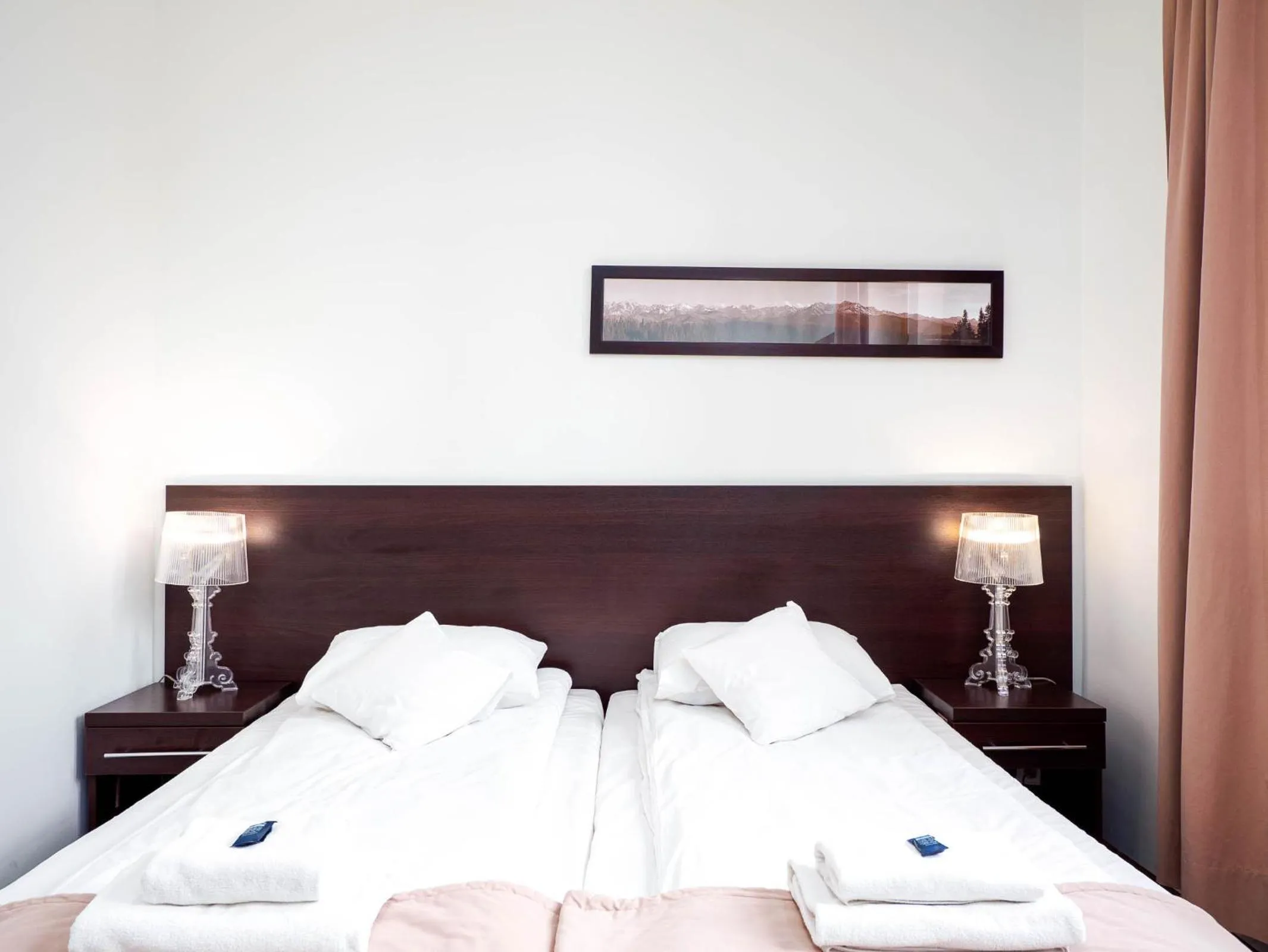 Bed in Willa Sienkiewiczówka