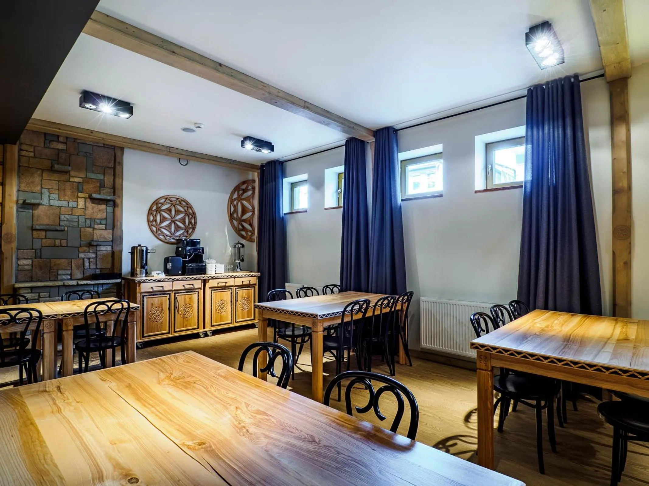 Dining area in Willa Sienkiewiczówka