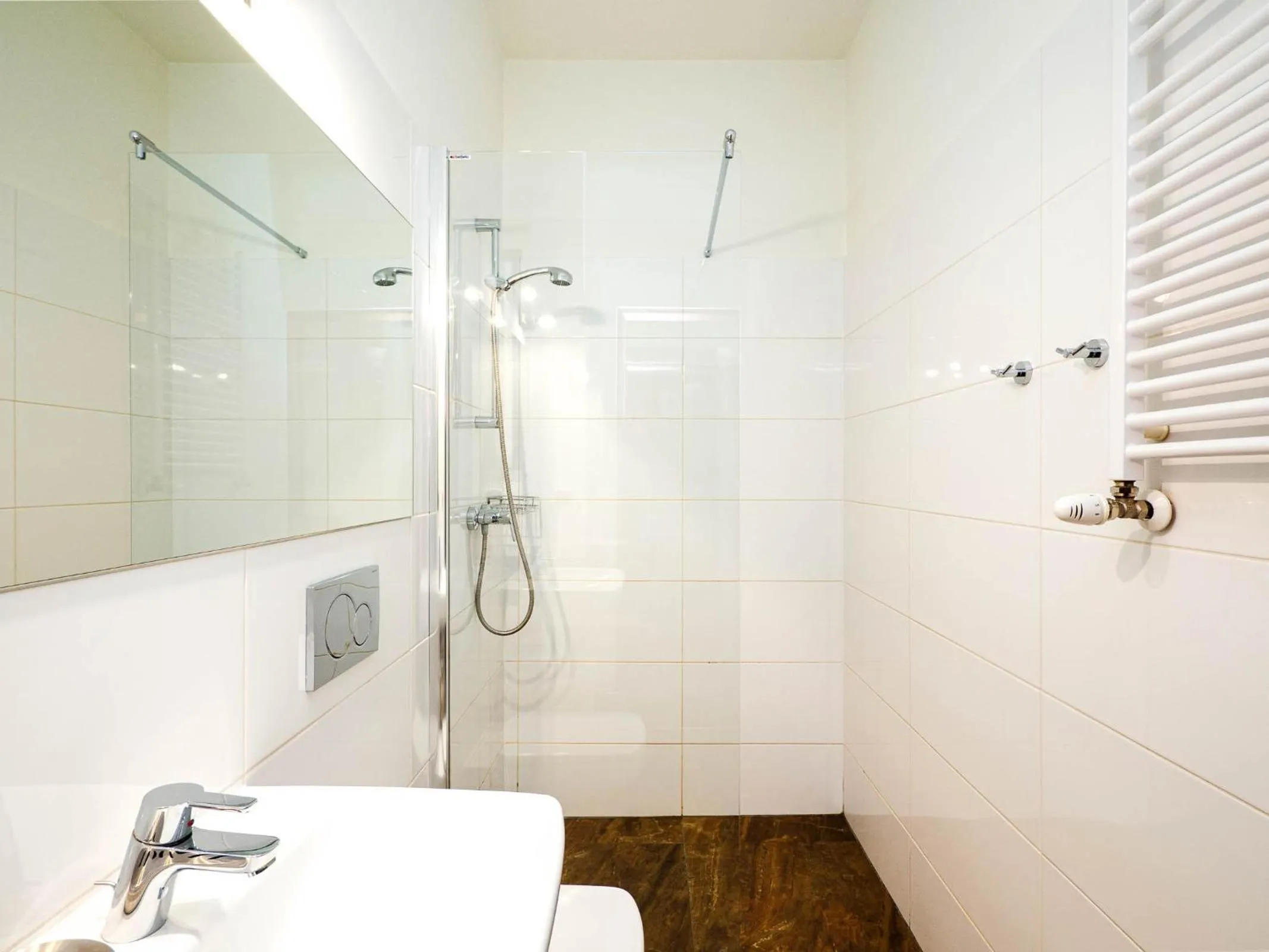 Bathroom in Willa Sienkiewiczówka