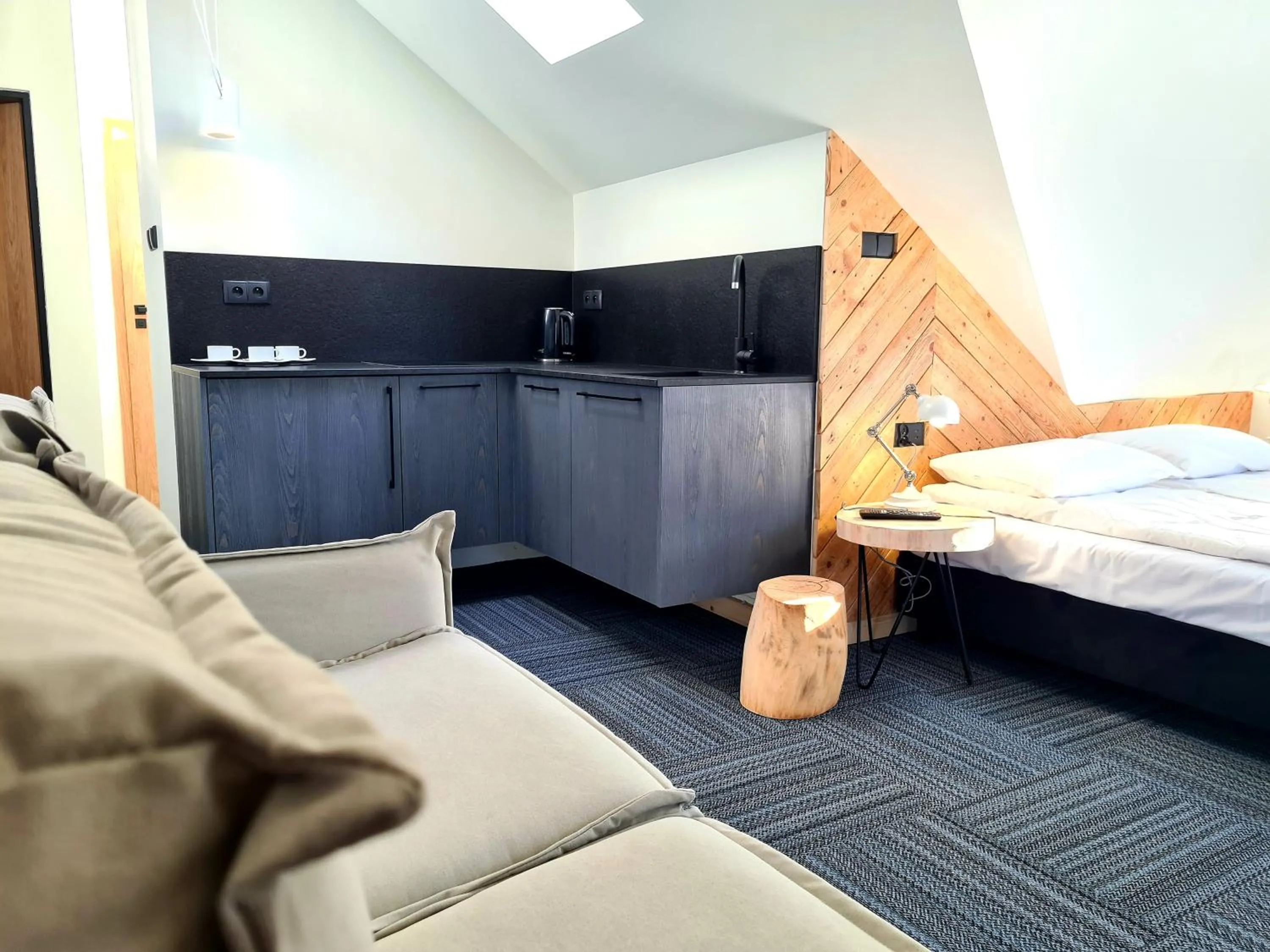 Kitchen or kitchenette, Bed in Willa Sienkiewiczówka